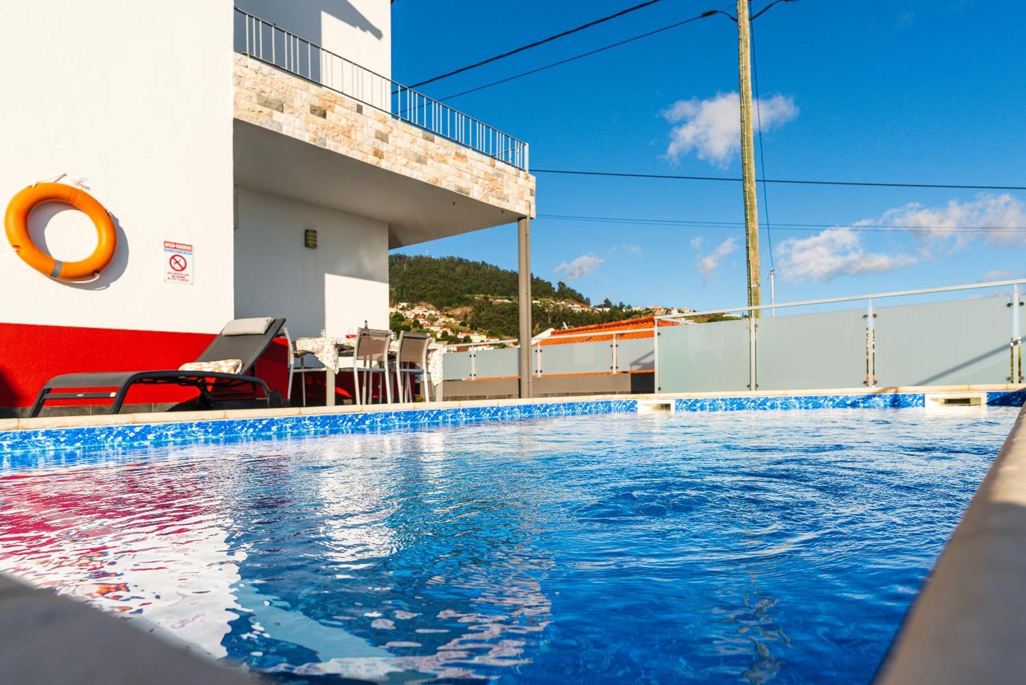 Roraima House - Private Pool & Garden Holiday home Calheta (Madeira)
