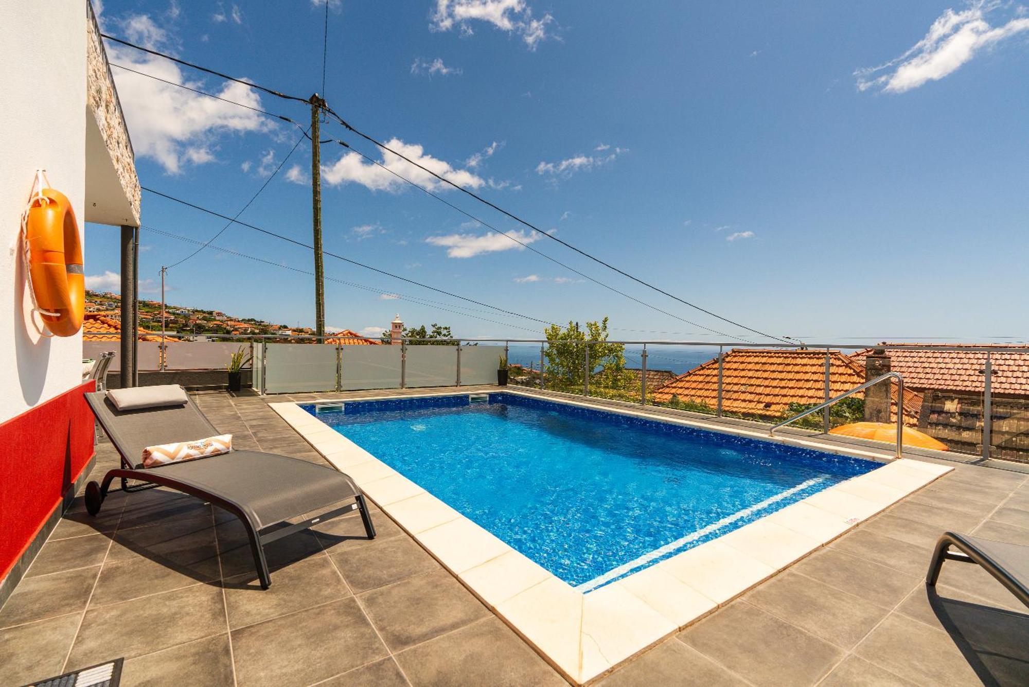 Roraima House - Private Pool & Garden Vakantiehuis