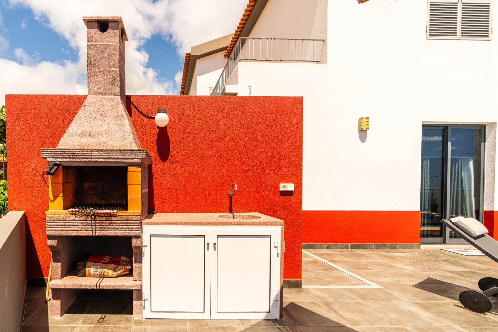 Roraima House - Private Pool & Garden * Calheta (Madeira)