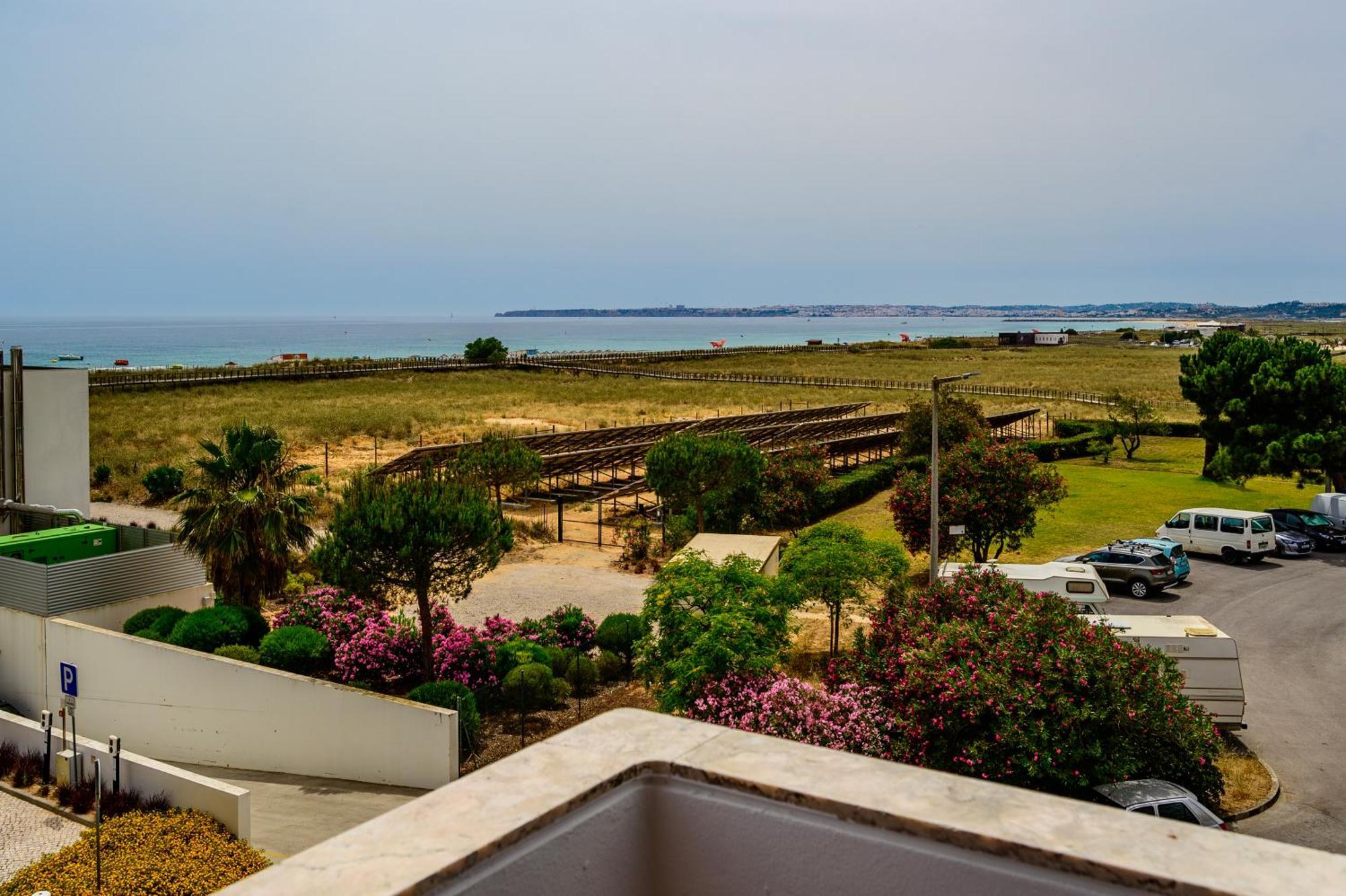 Magnific Sea View Apartment