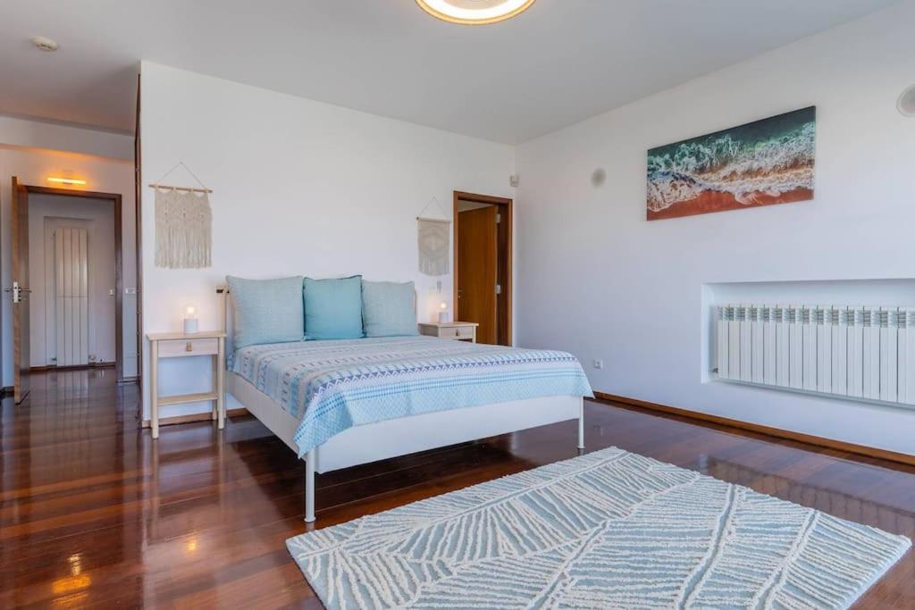 Estoril Oceanview * Parede