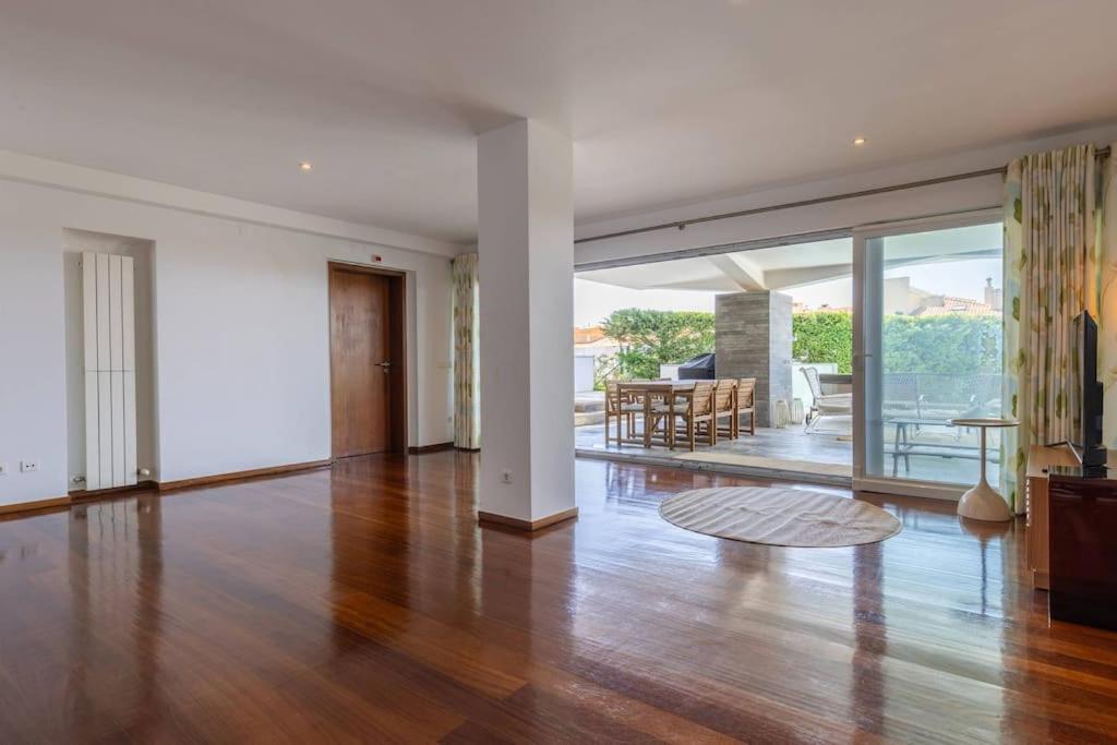Estoril Oceanview