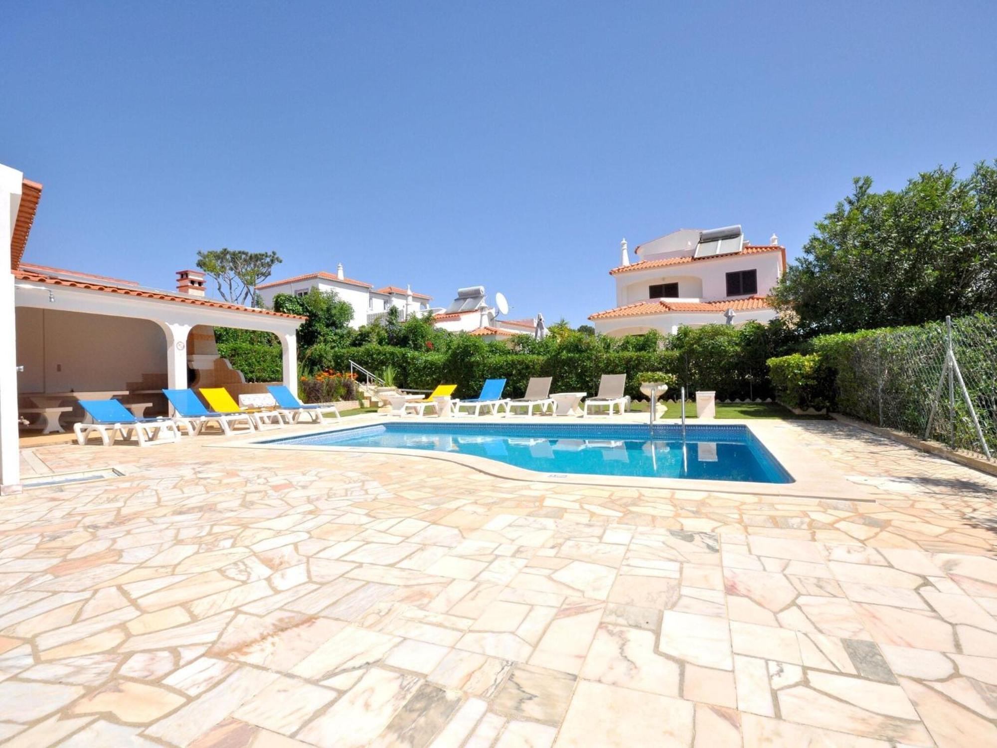 Spacious In The Typical Portuguese Style With Private Swimming Pool Near Holiday home