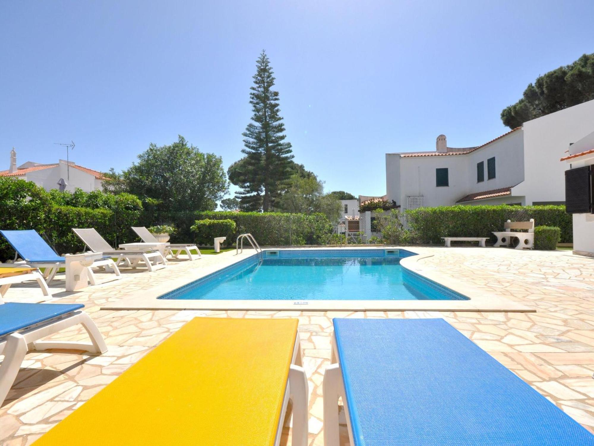 Holiday home Spacious In The Typical Portuguese Style With Private Swimming Pool Near Vilamoura