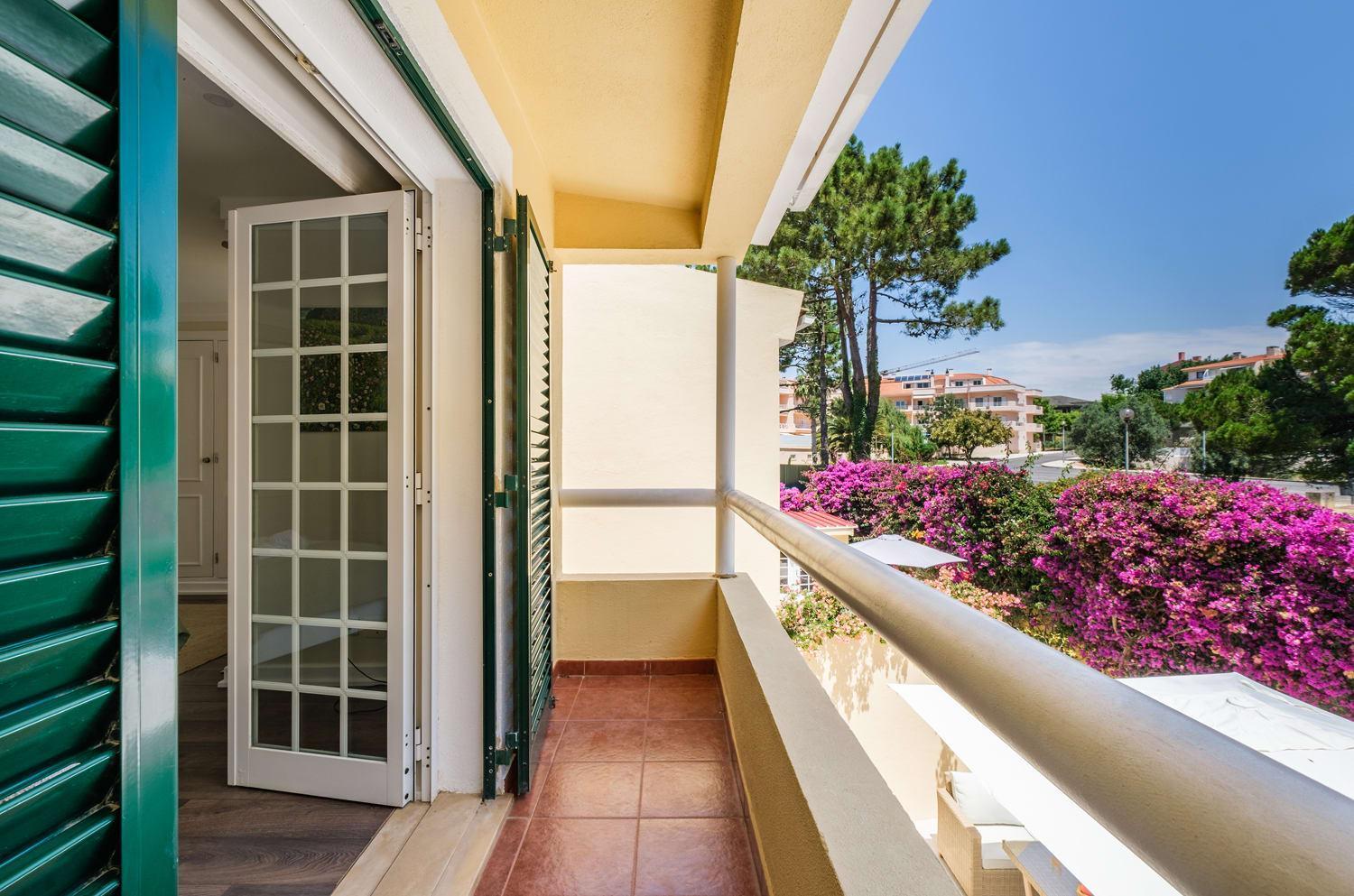Seafront Unit 2 Villa