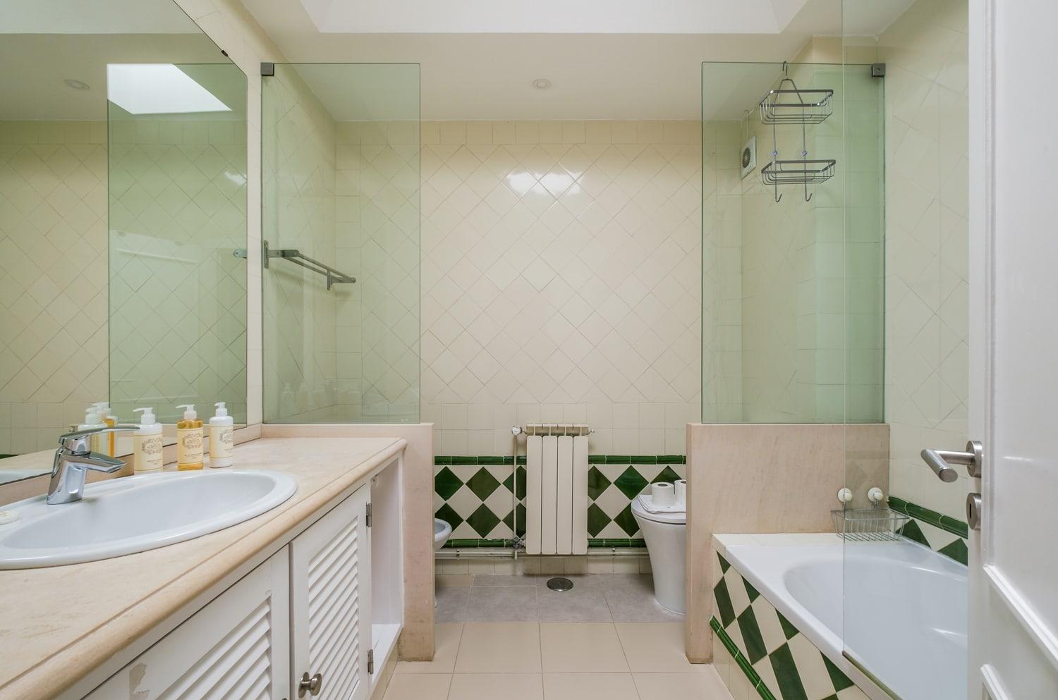 Seafront Unit 2 Villa Cascaes