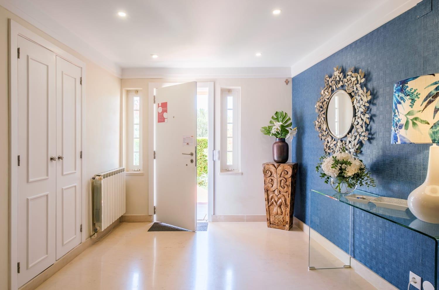 Seafront Unit 2 Villa Cascaes