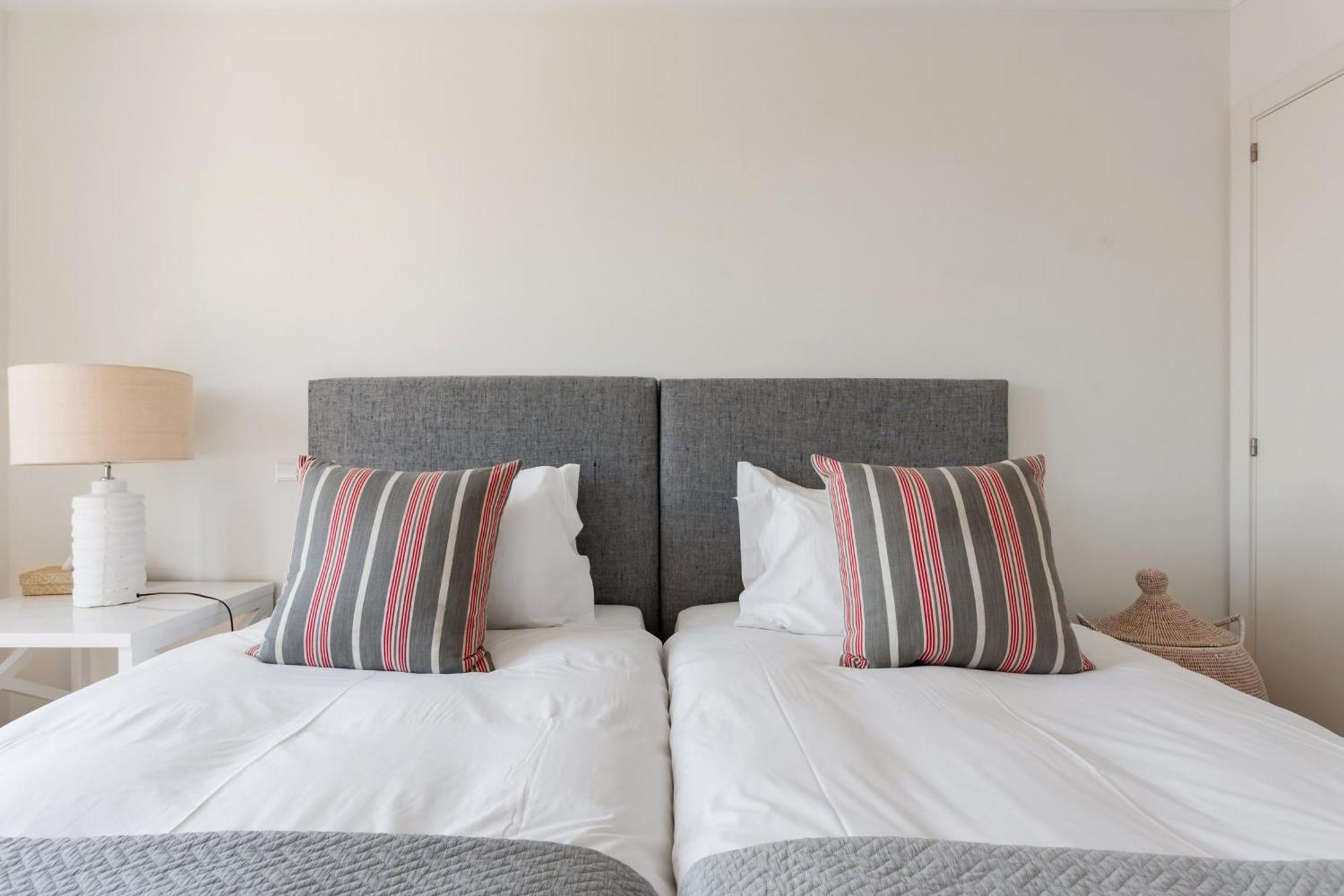 Saboia -spacious Gorgeous Apartment Estoril