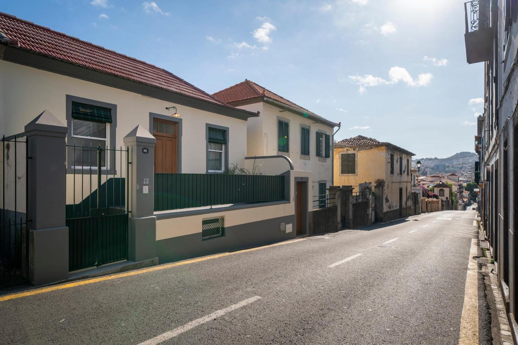 Apartment Bela De Santiago I By An Island