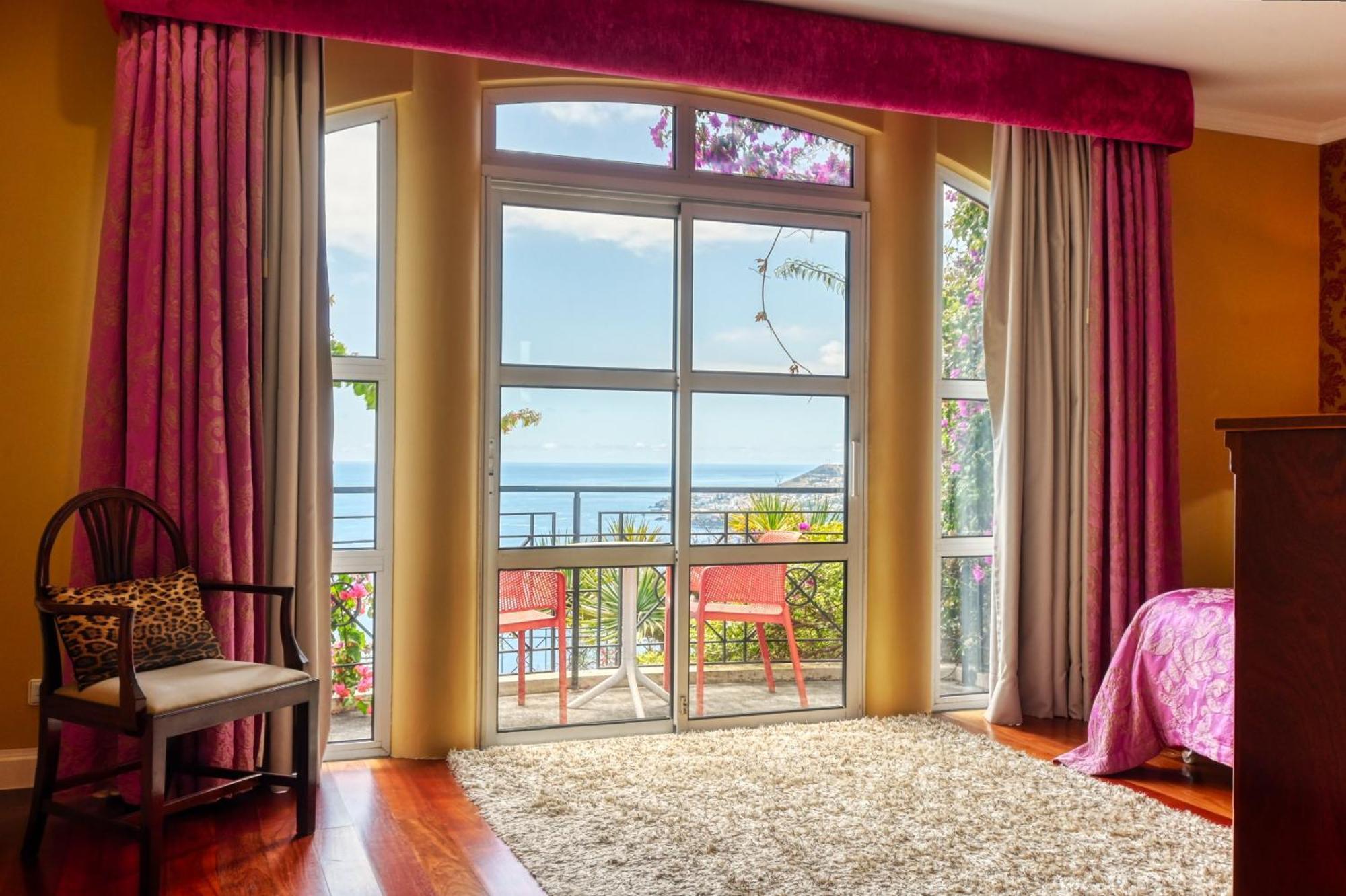 Casa Bromelias, A In Madeira * Funchal (Madeira)