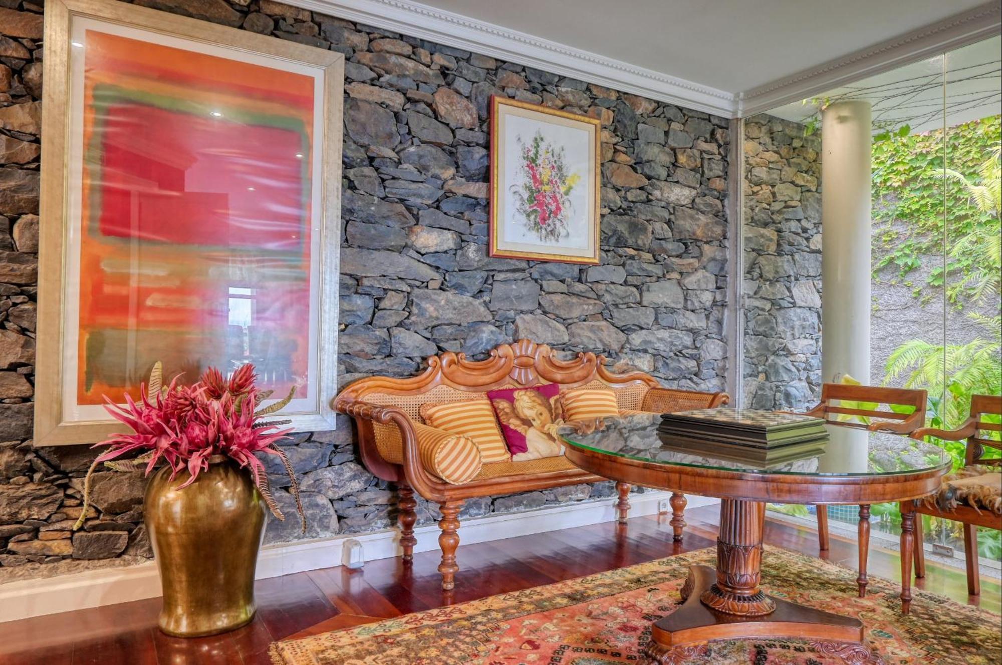 Casa Bromelias, A In Madeira Villa