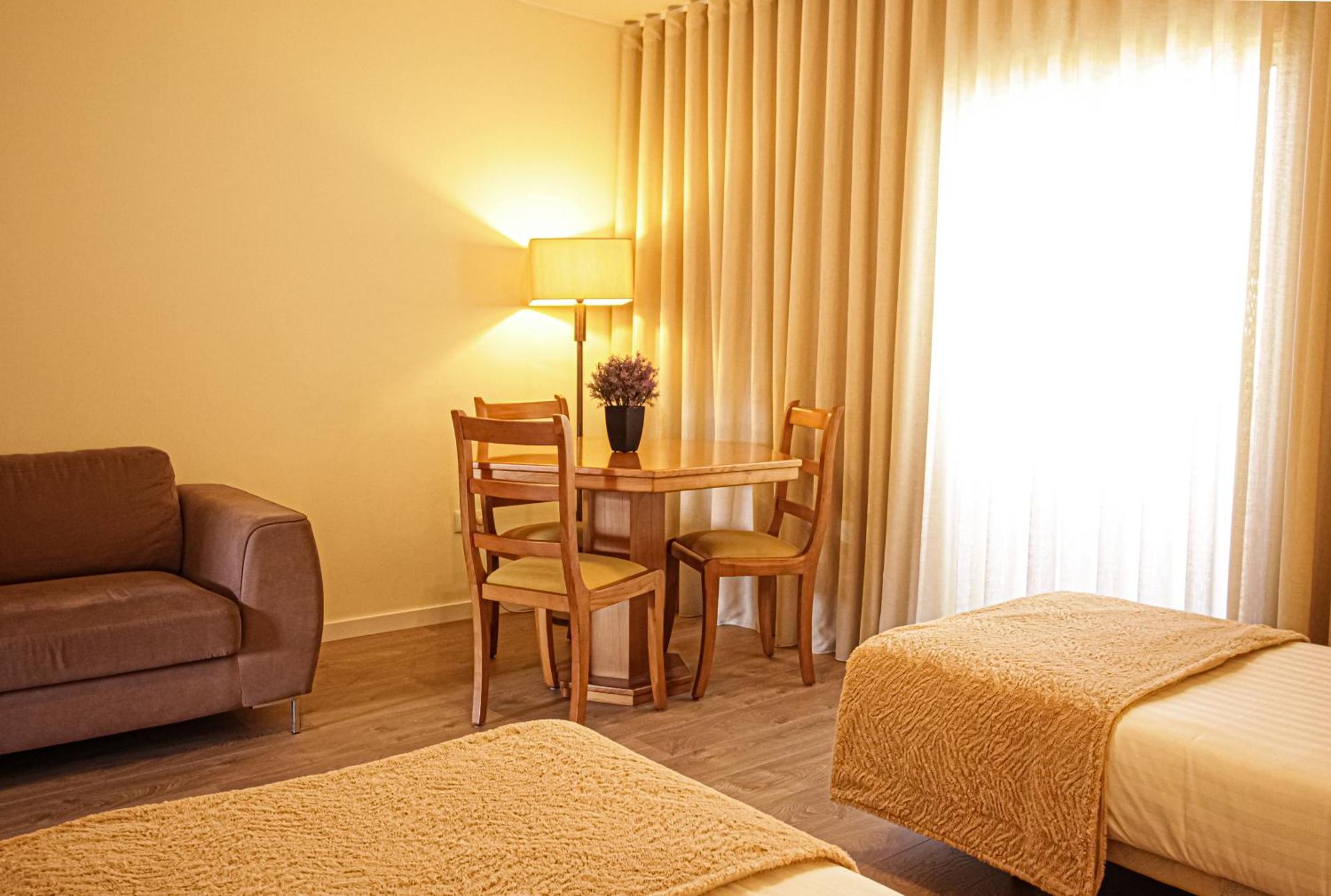 Dos Loios Hotel 2*