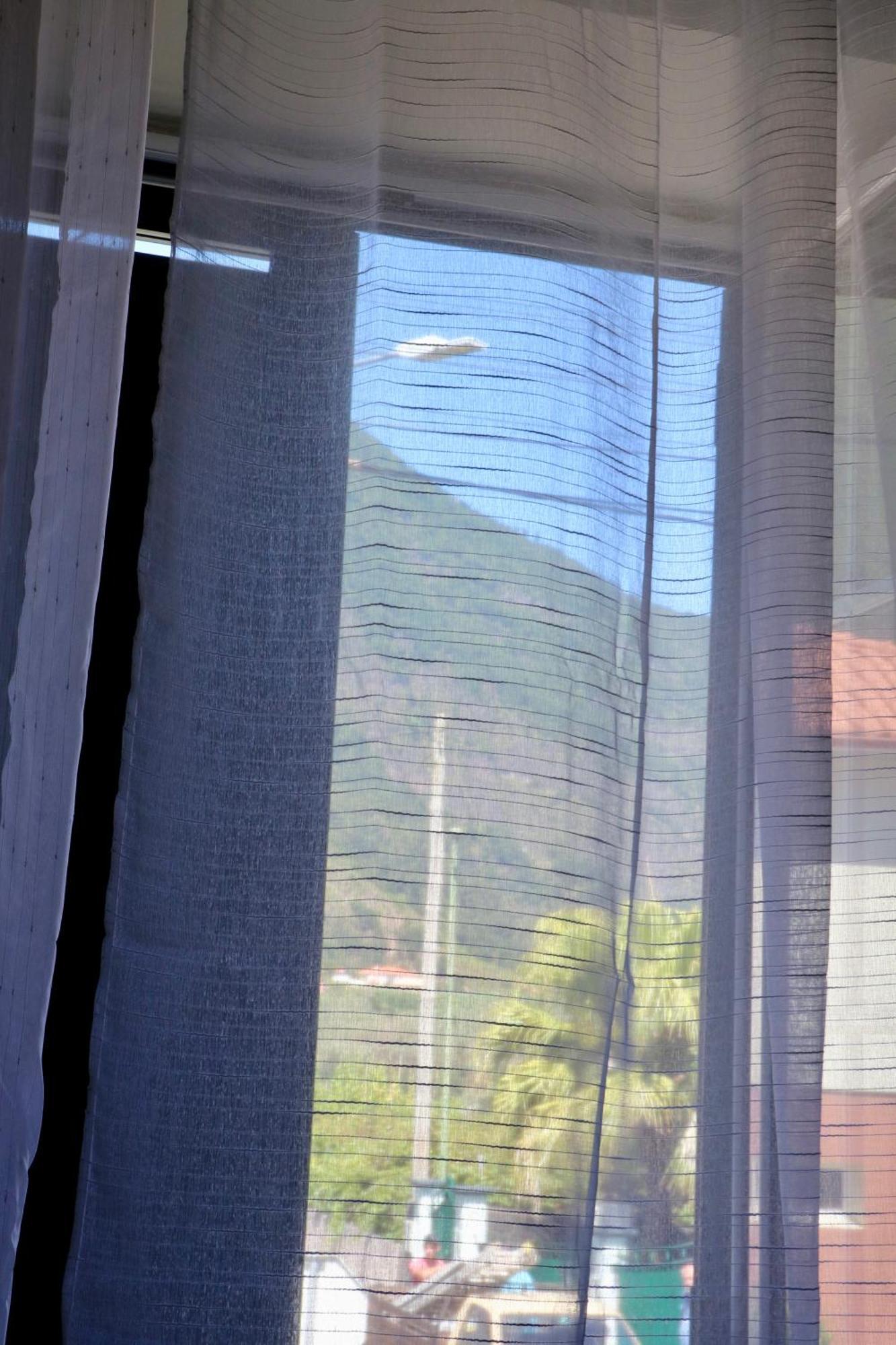 Mountain View *