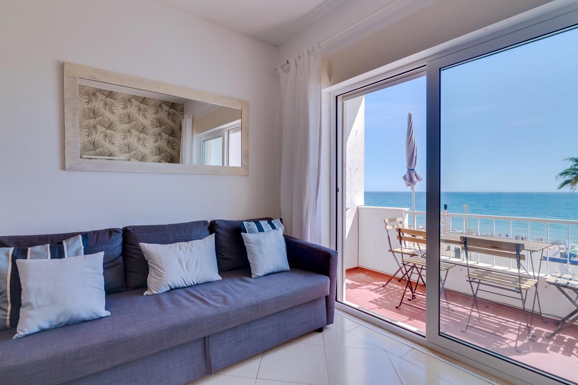 Maresia 2 Bedroom Oceanfront In Quarteira