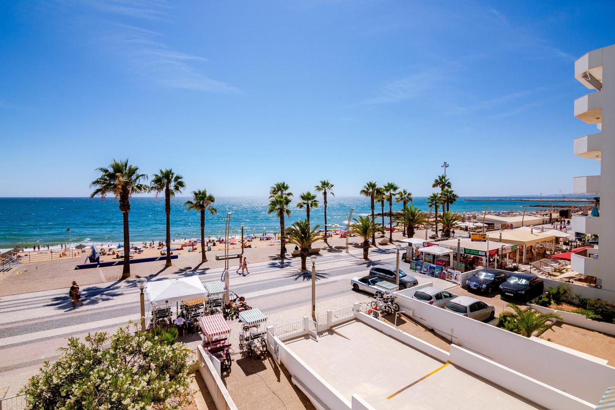 Apartment Maresia 2 Bedroom Oceanfront In *
