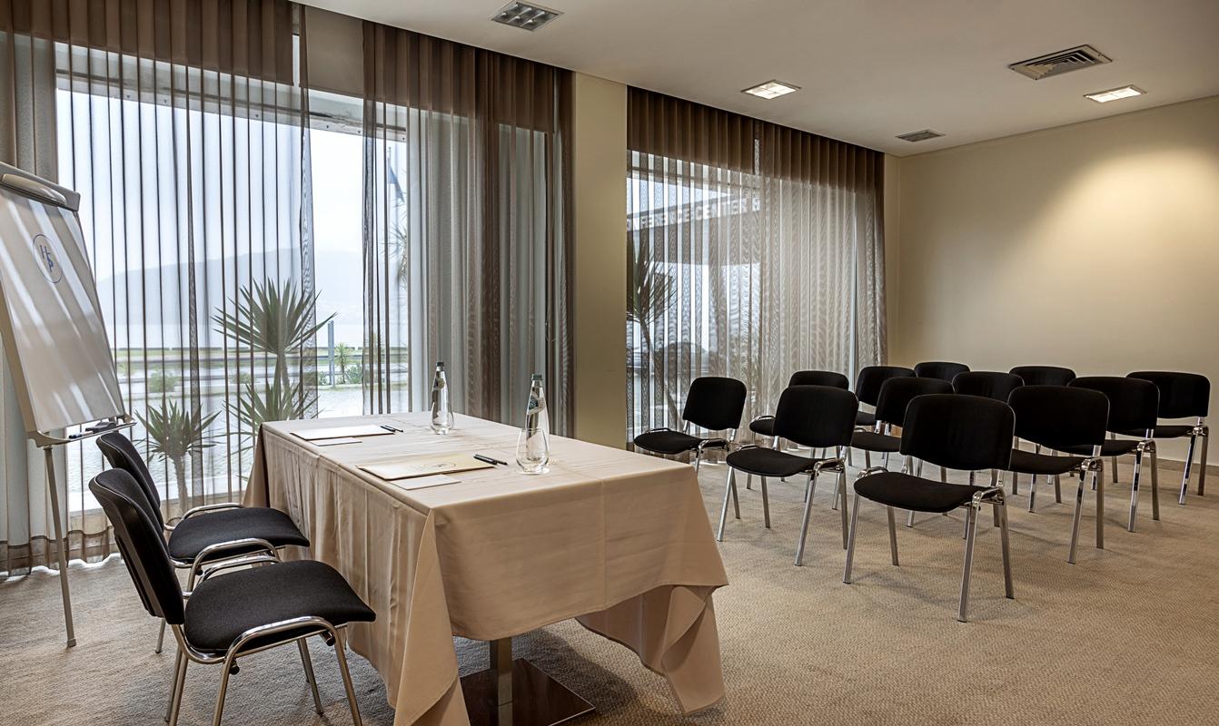Hotel Porta Do Sol Conference & 4*