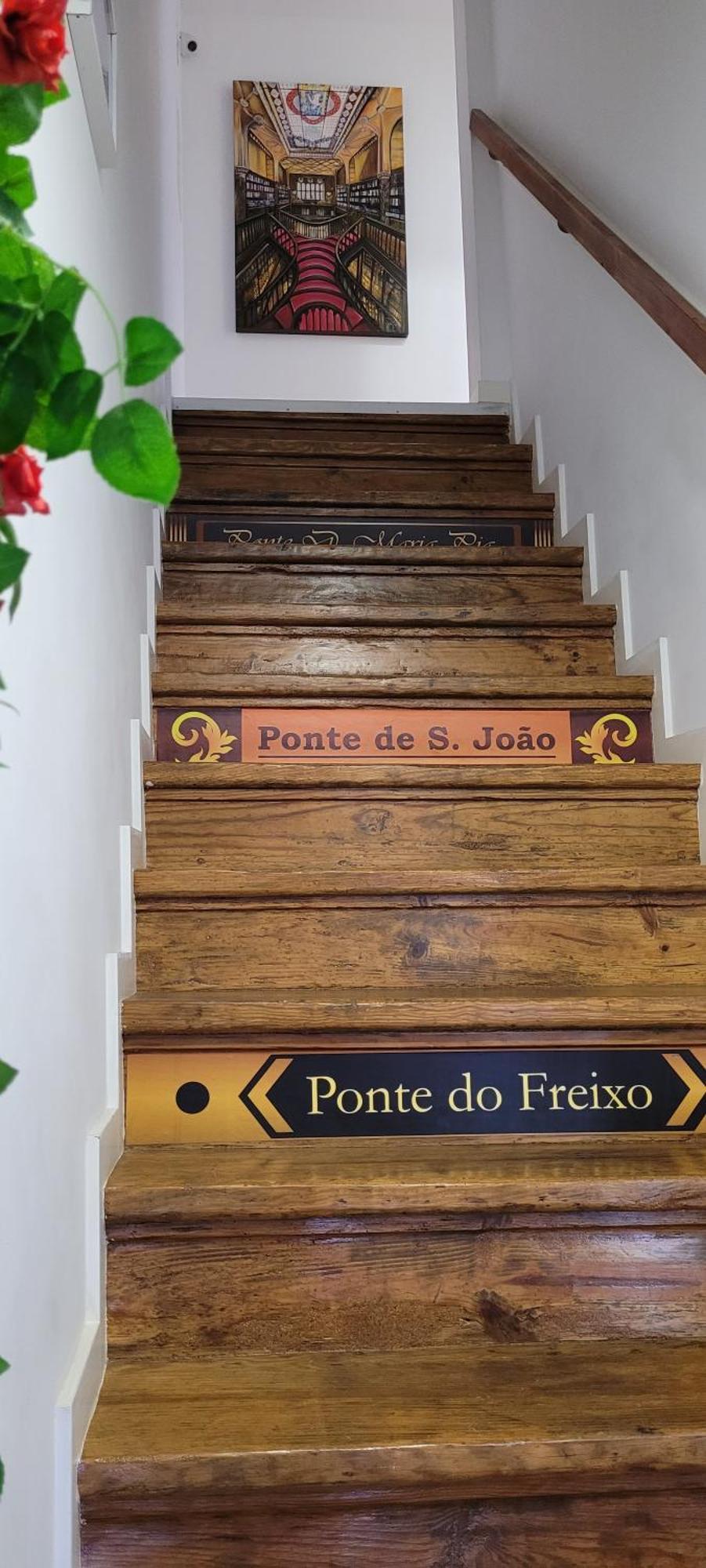 Red House By The River * Porto