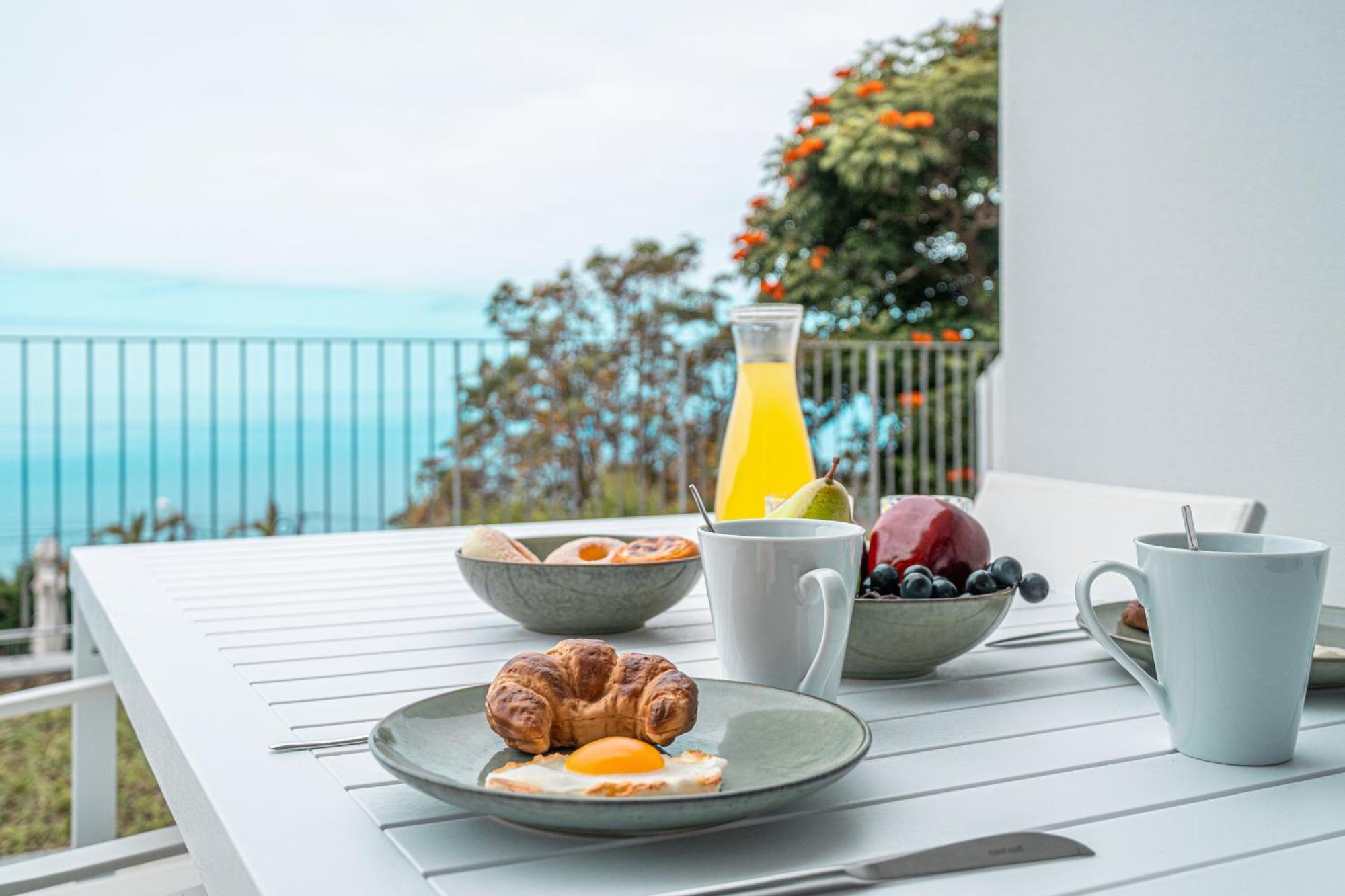 Bali Villa Arco da Calheta (Madeira)