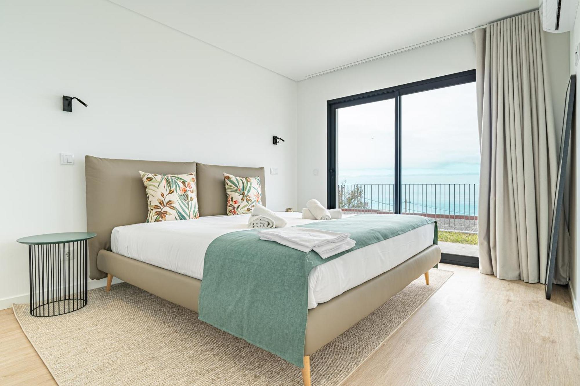 Bali Villa Arco da Calheta (Madeira)