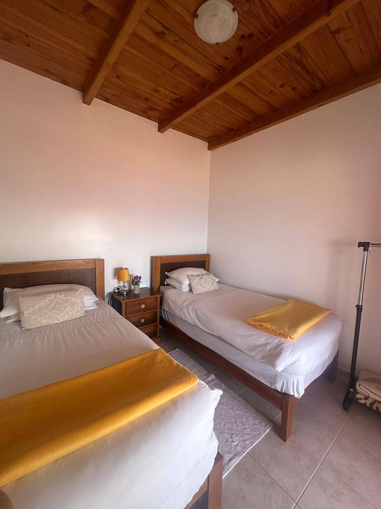 Vakantiehuis The Hill View House Funchal (Madeira)