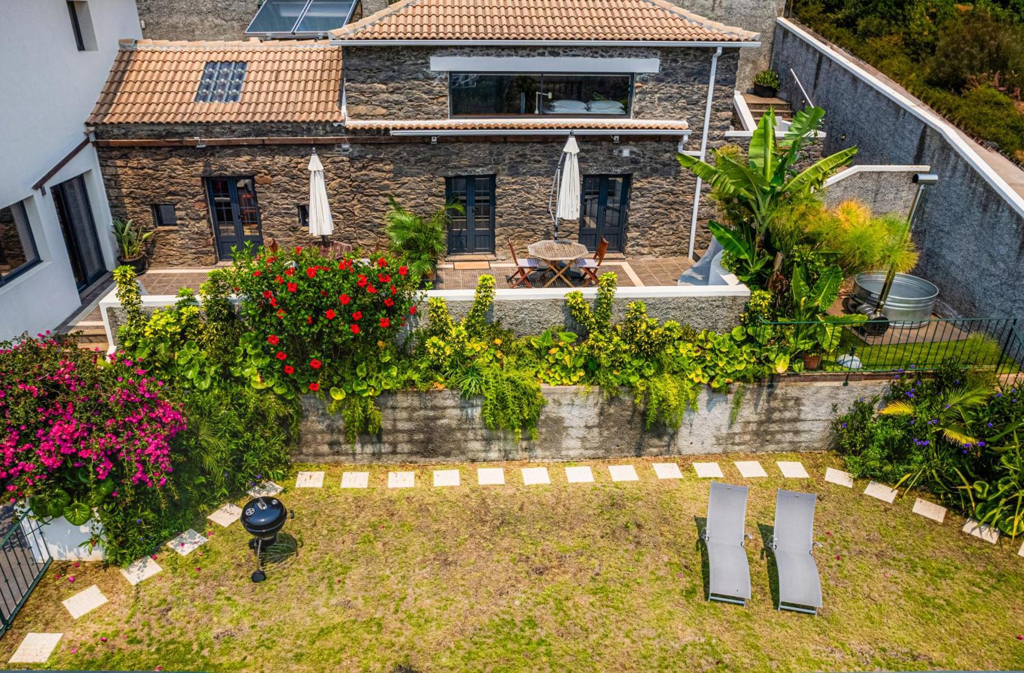 Holiday home Meerblick - Exklusives Loft Mit Terrassen & Hot-tub Faja da Ovelha