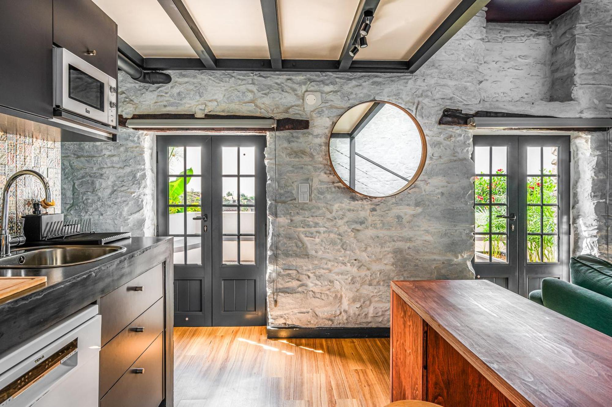 Meerblick - Exklusives Loft Mit Terrassen & Hot-tub Faja da Ovelha