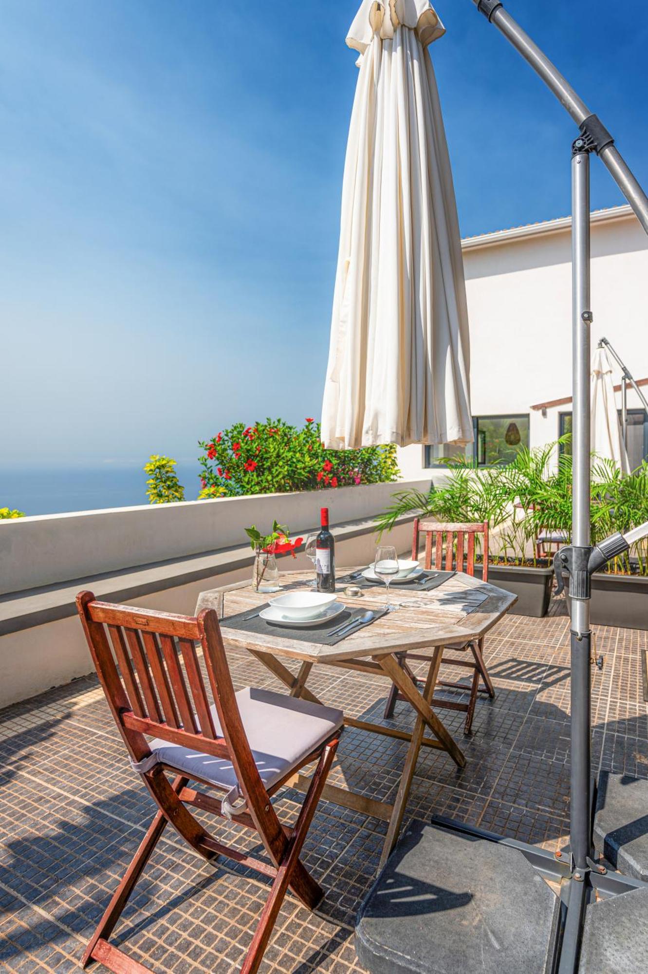 Meerblick - Exklusives Loft Mit Terrassen & Hot-tub *