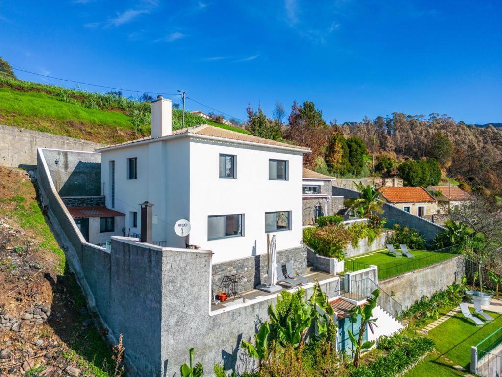 Meerblick - 3-bett Mit Terrassen & Hot-tub Villa Fajã da Ovelha