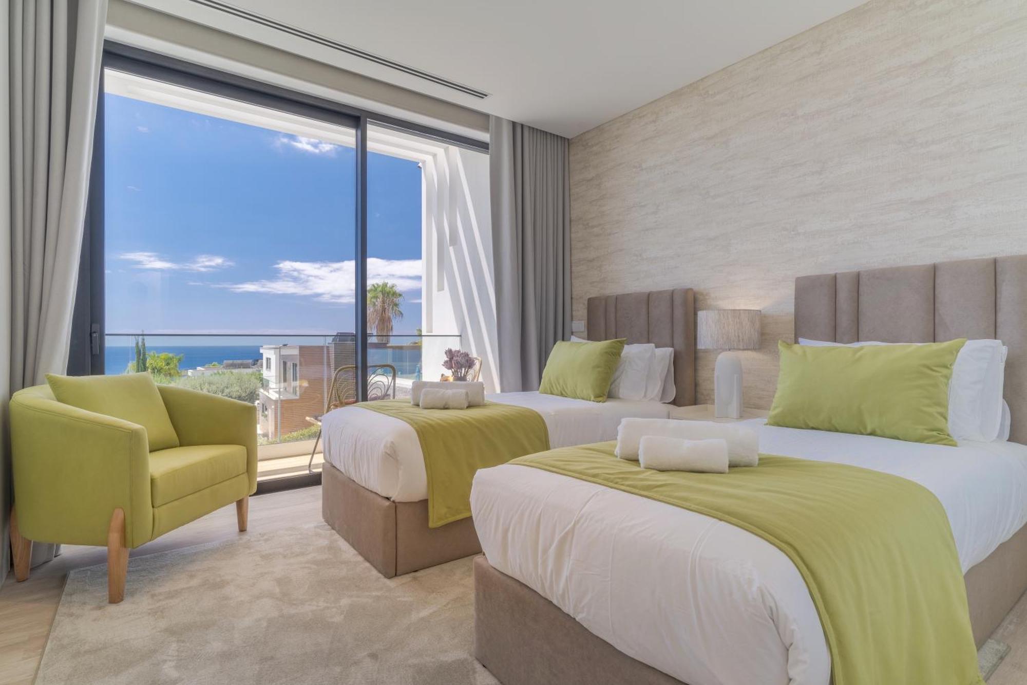 Luxury Diamond House By Madeira Villa