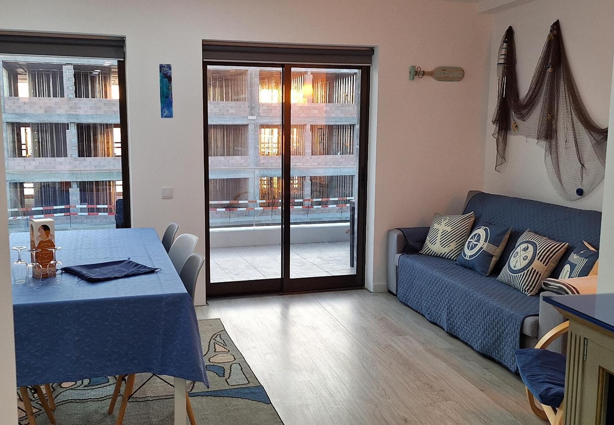 Apartment Ferreirinhas - House *