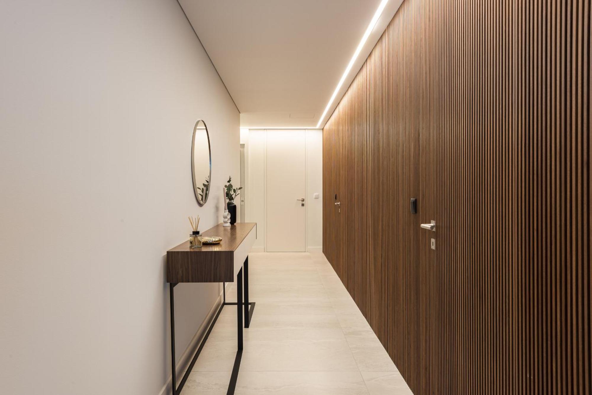 Terracos De -luxury Duplex Penthouse 3br View, 50m From