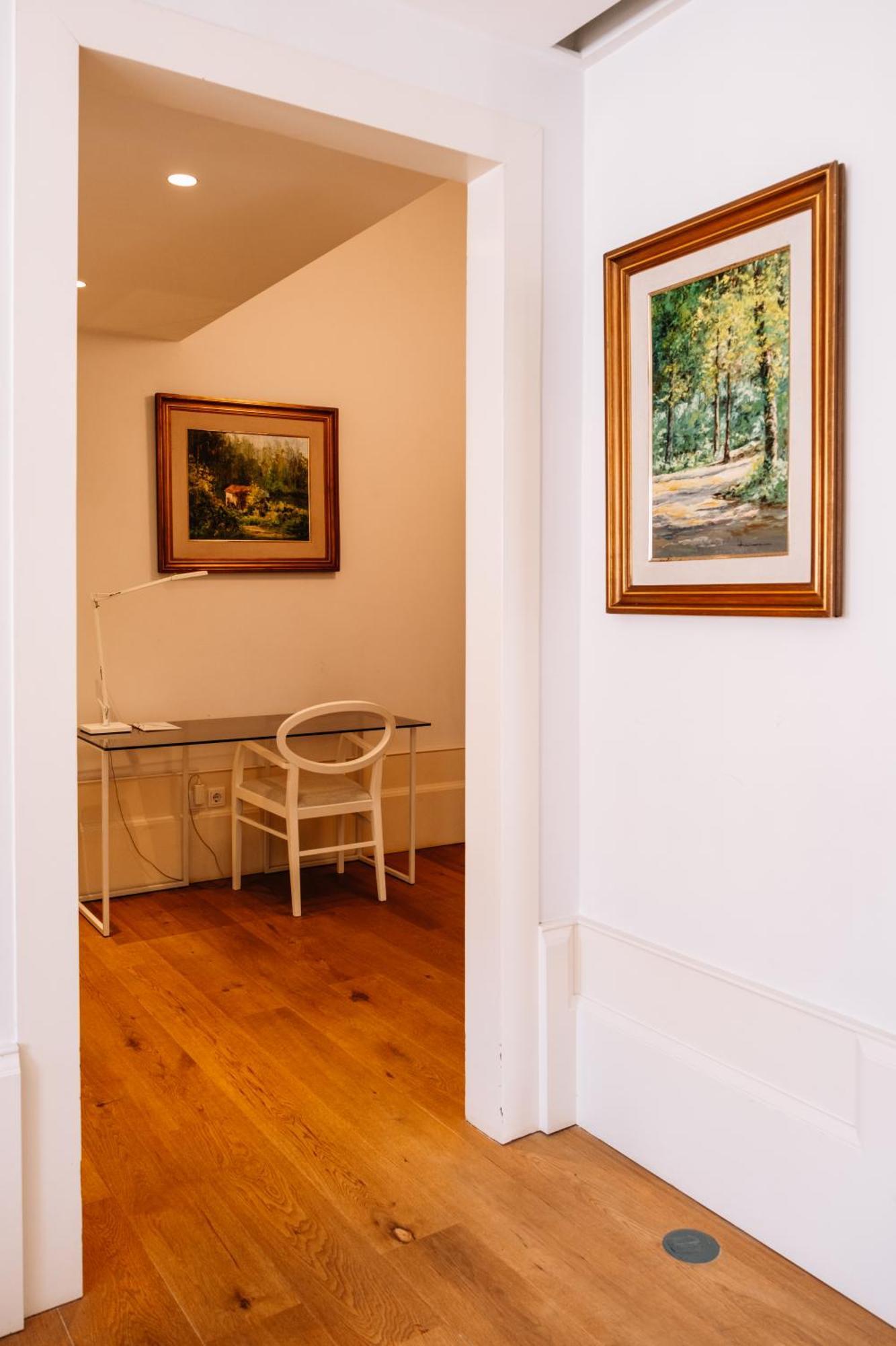 Emaj Boutique Hotel 4*
