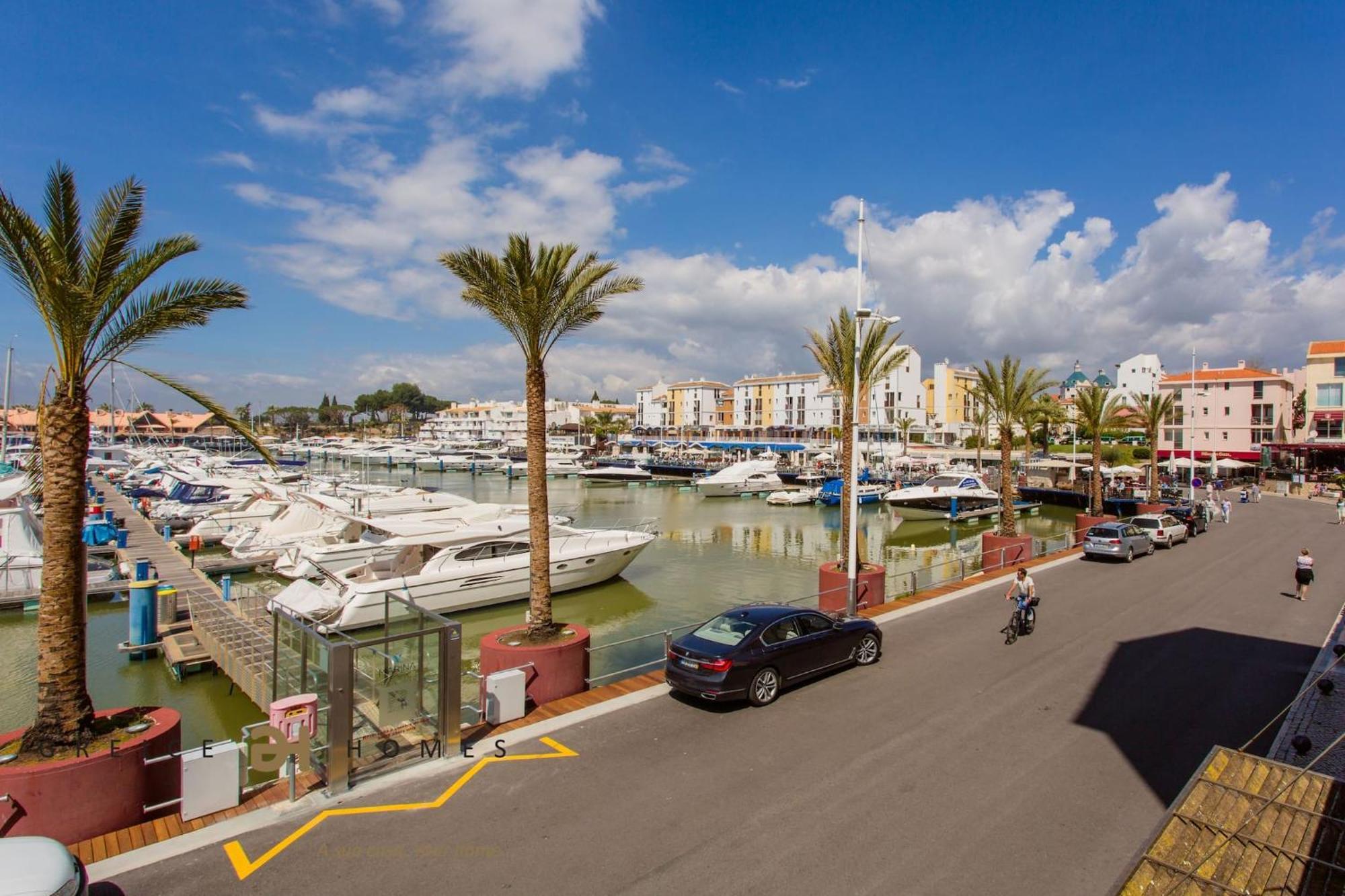 Greice Homes One Bedroom Marina Apartment *