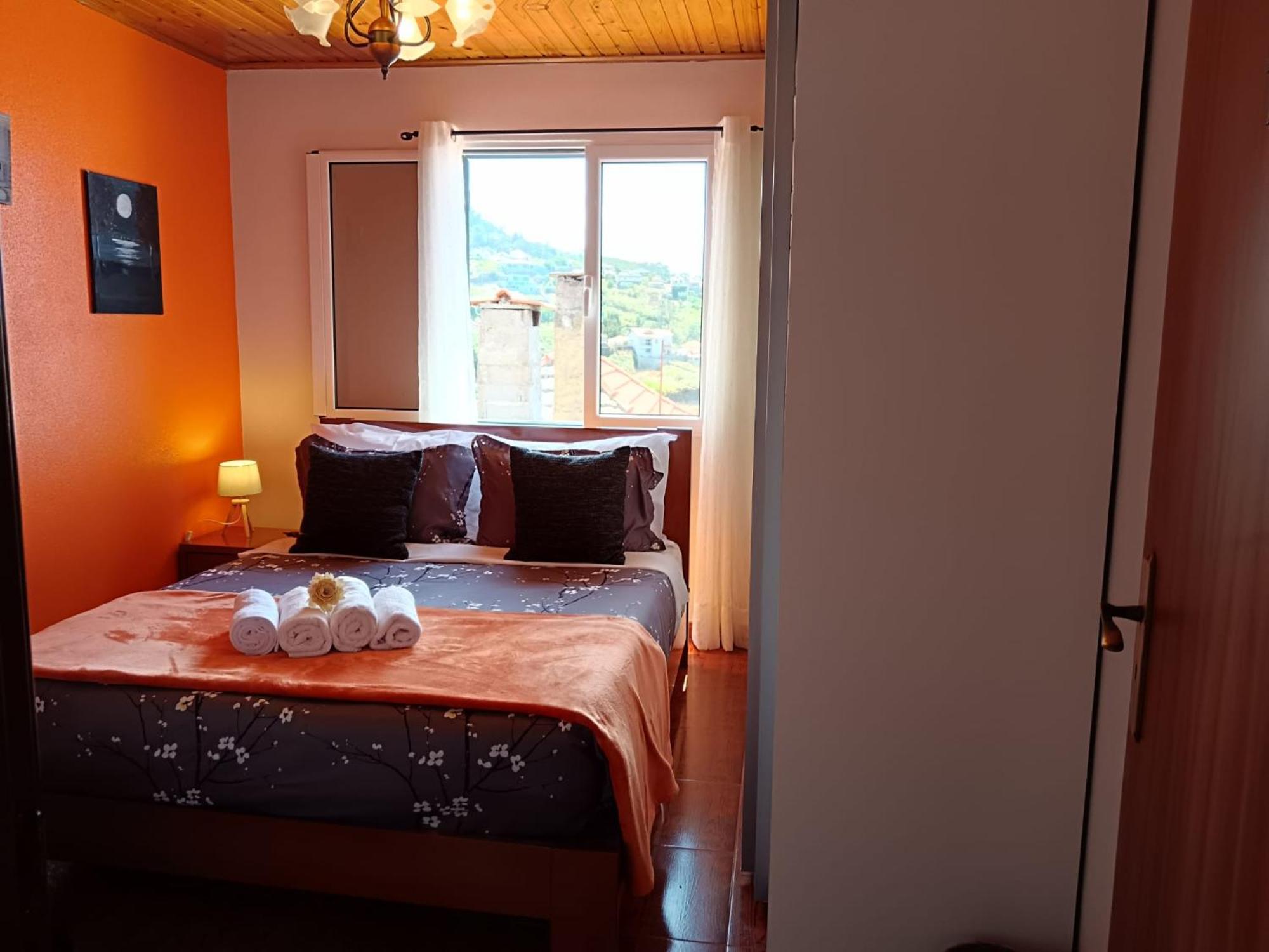 Casa - Peceful Mountain Retreat In Calheta *