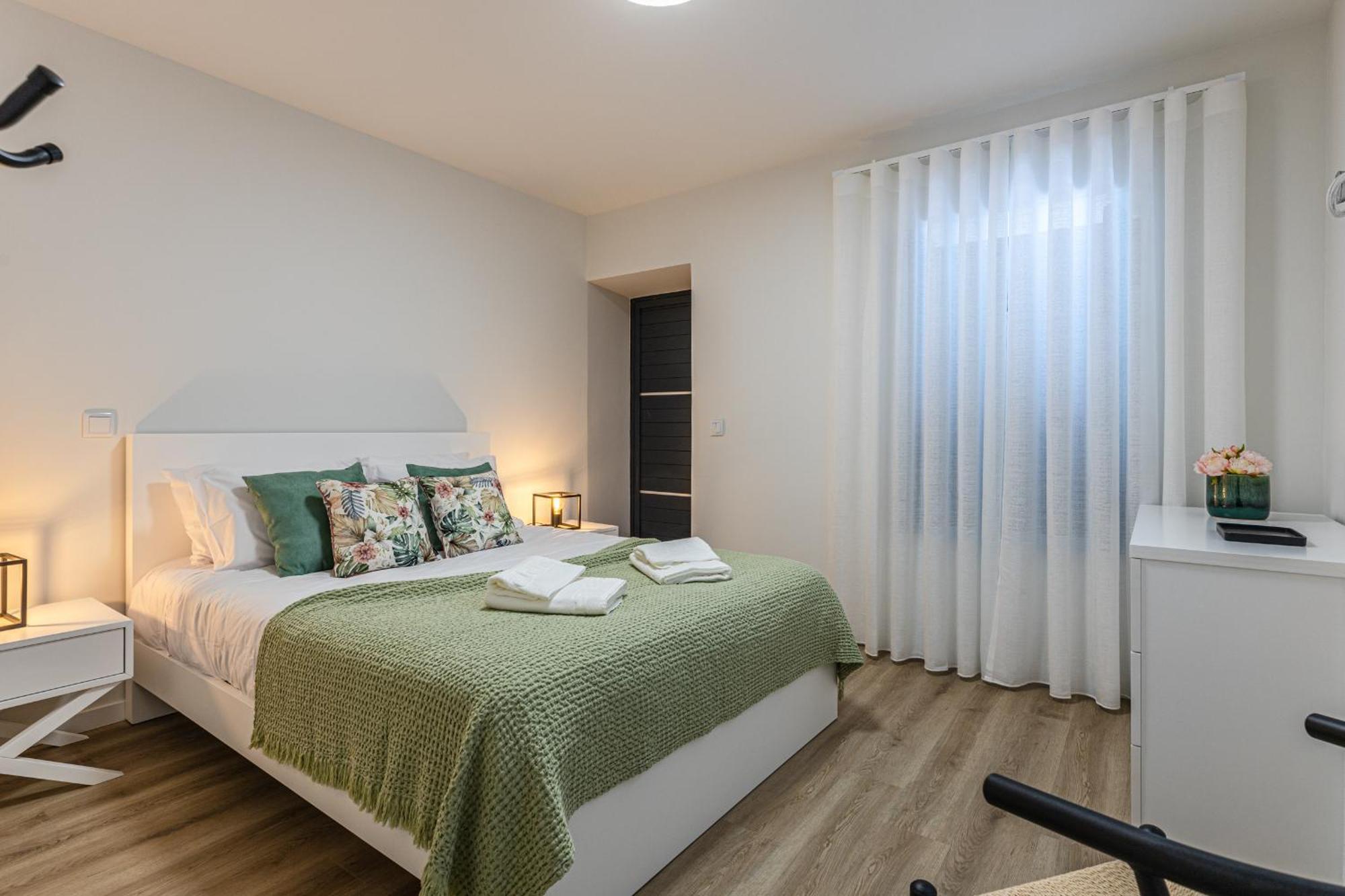 Vila Sun House - B Calheta (Madeira)