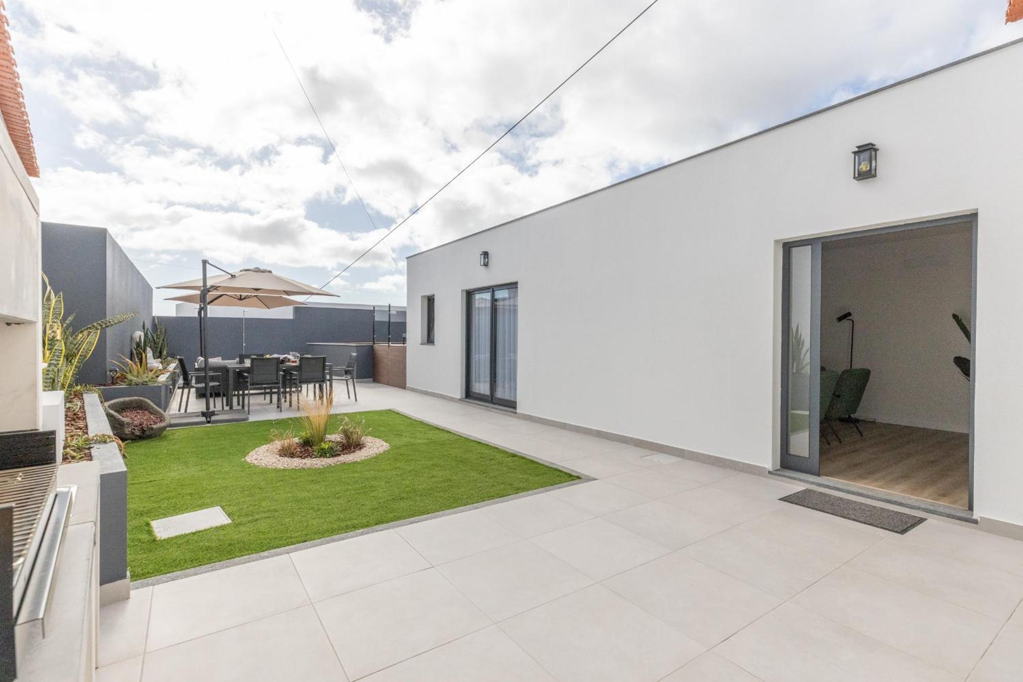 Vila Sun House - B * Calheta (Madeira)