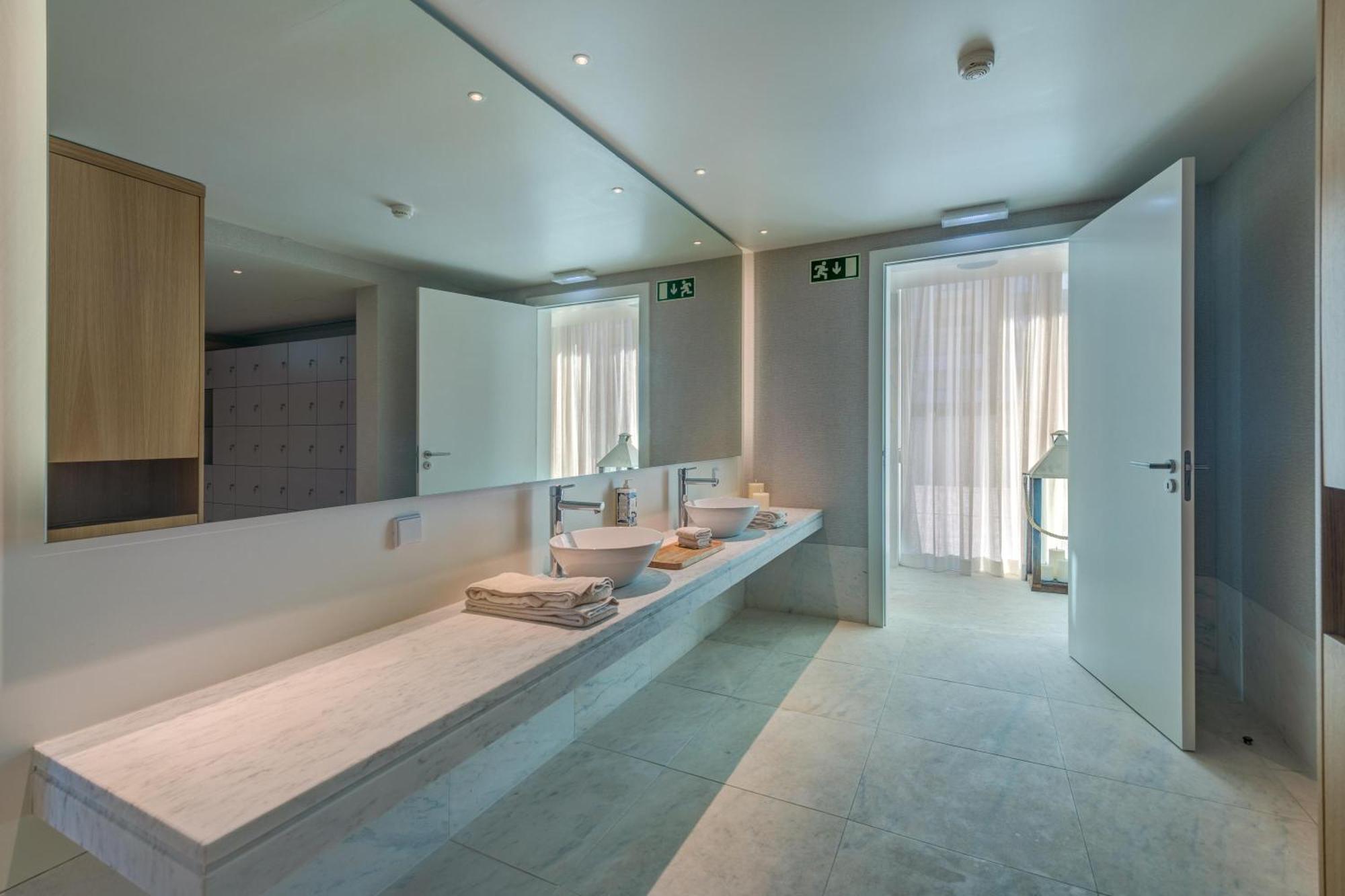 Cond Bayline & Retreat - Linguado By Bedzy * Armacao de Pera
