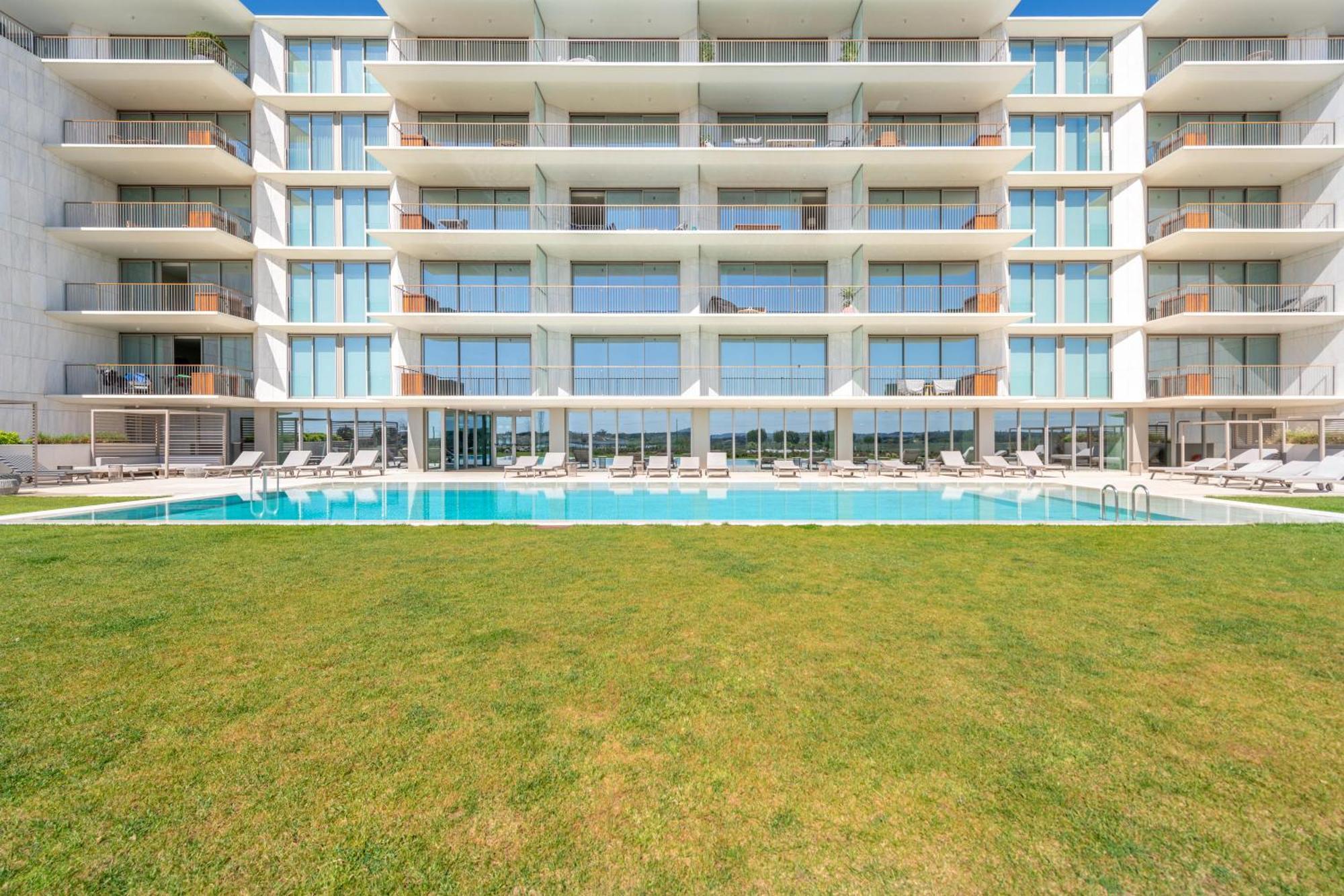 Cond Bayline & Retreat - Linguado By Bedzy * Armacao de Pera