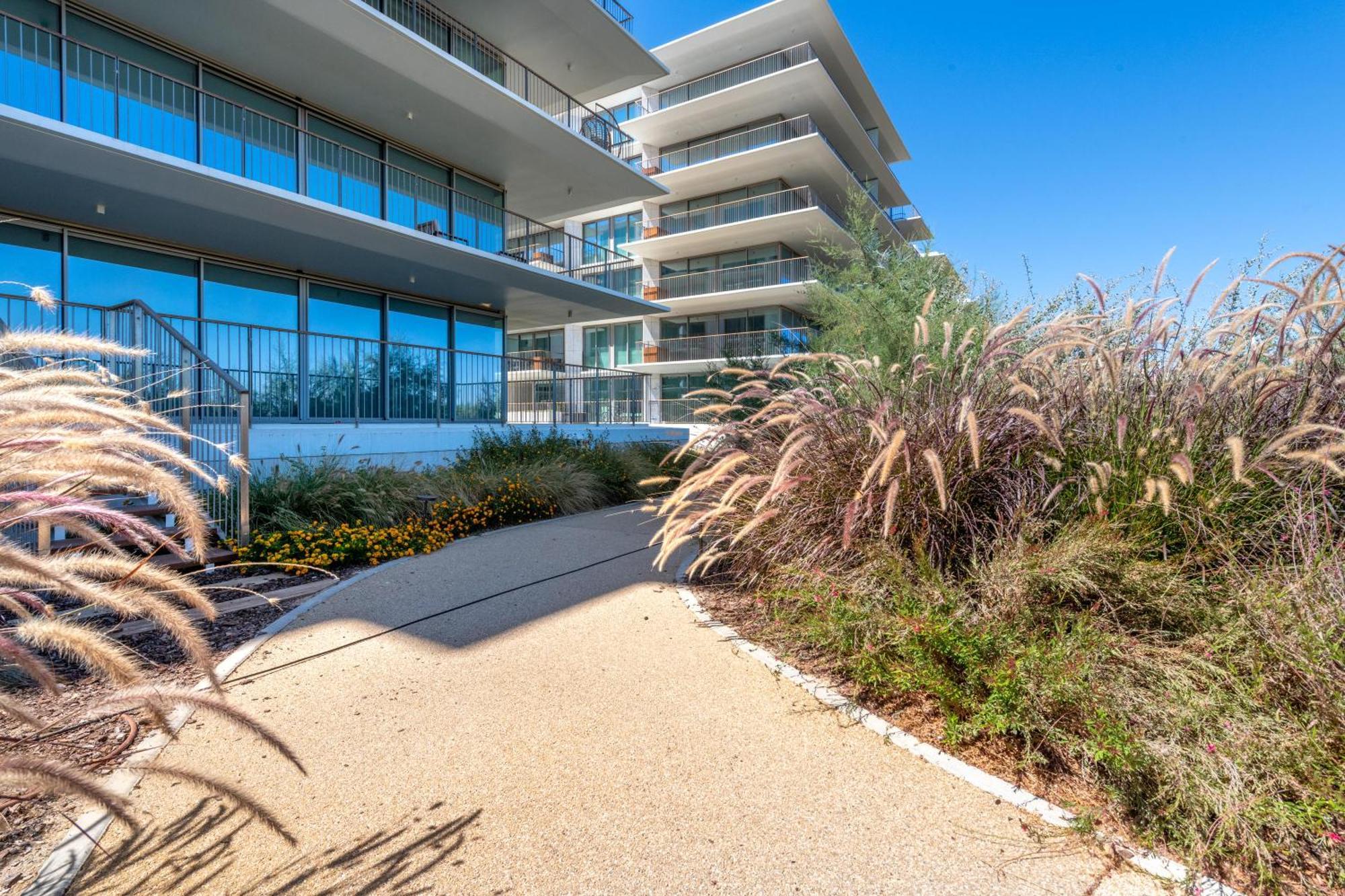 Cond Bayline & Retreat - Linguado By Bedzy Apartment