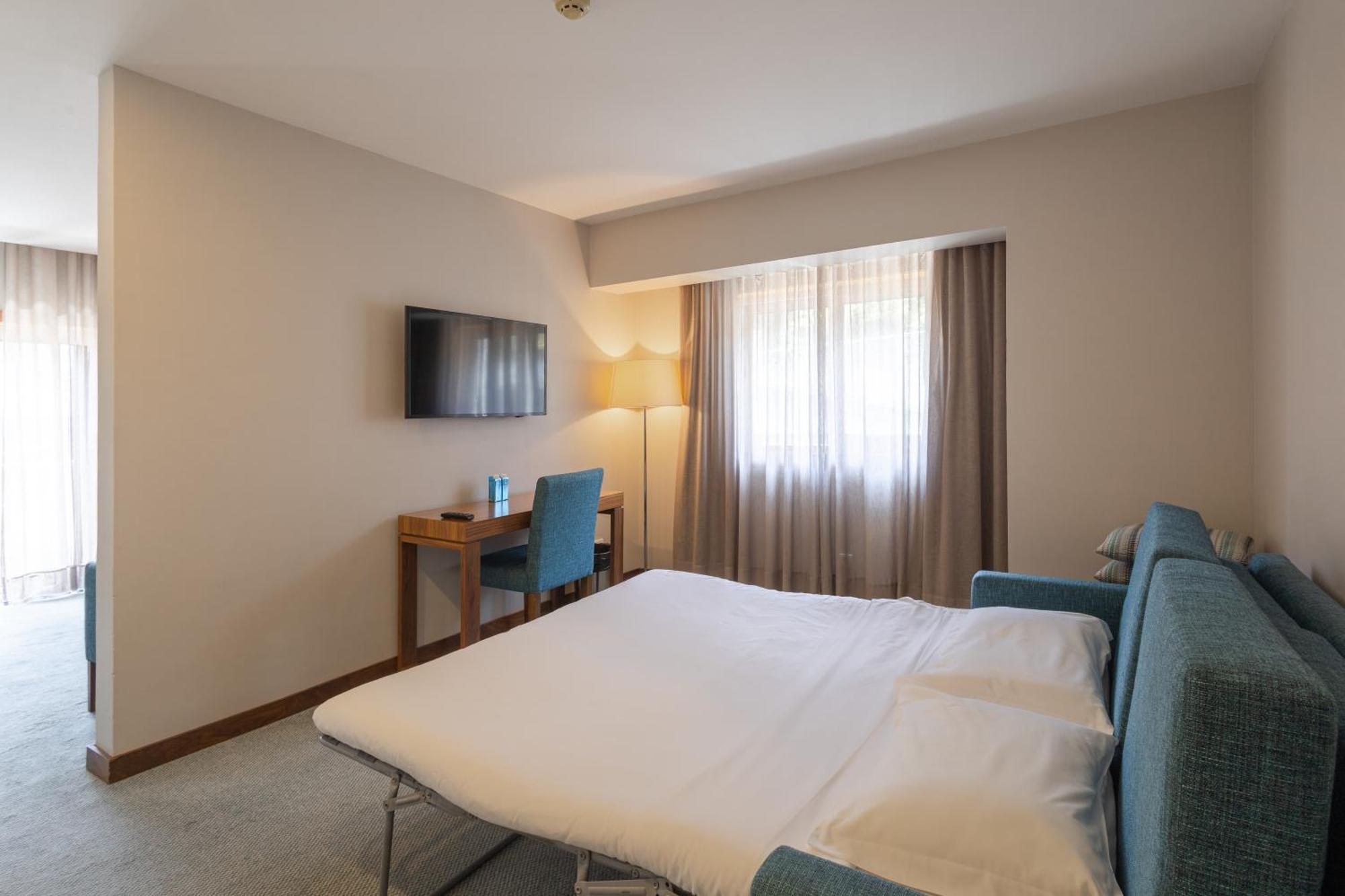 Navarras Hotel 3*