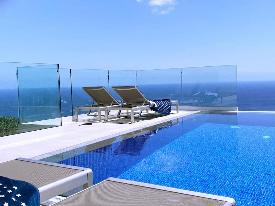 Ourmadeira - Aquarela, Panoramic Seaviews Canico (Madeira)