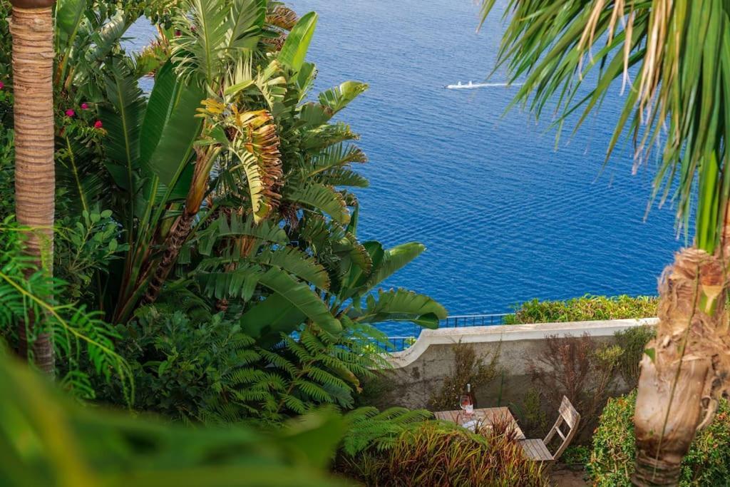 Villa Ourmadeira - Aquarela, Panoramic Seaviews Canico (Madeira)