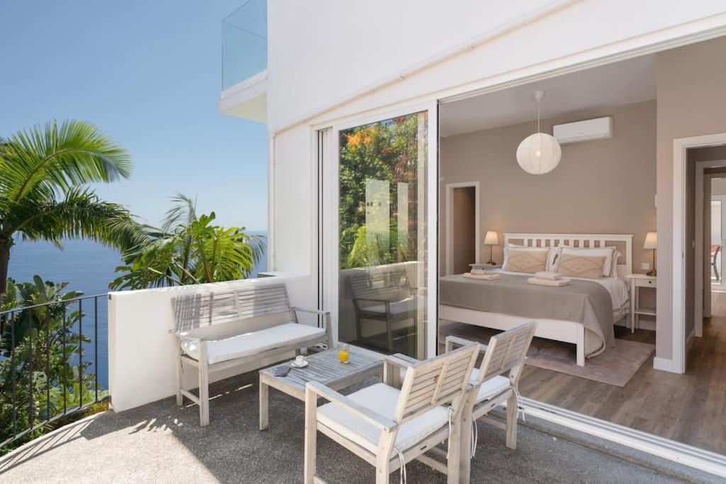 Ourmadeira - Aquarela, Panoramic Seaviews Villa *