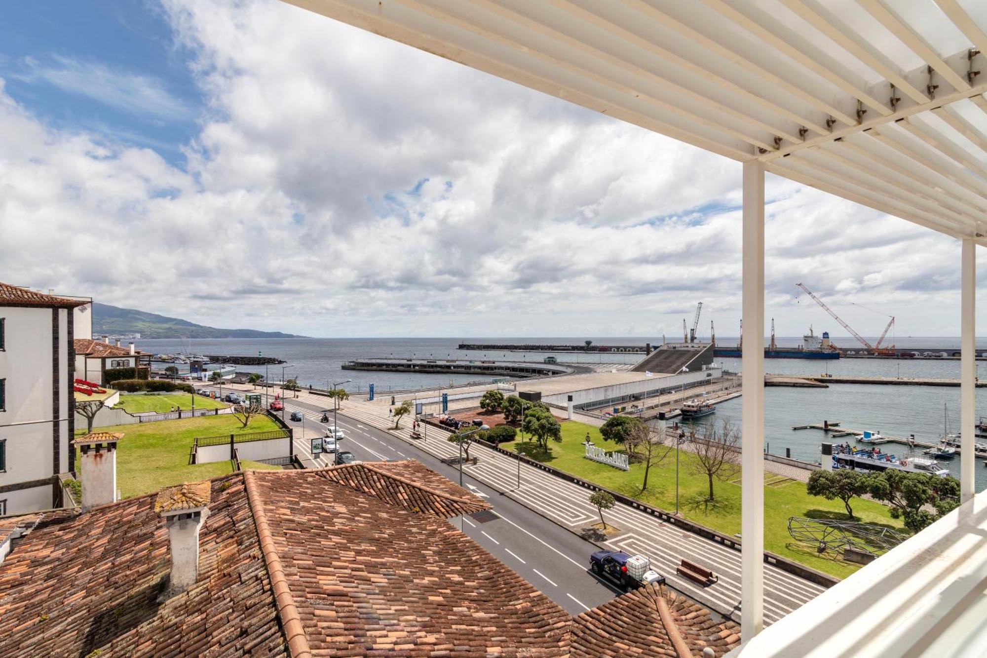 Gaivota Azores 4*