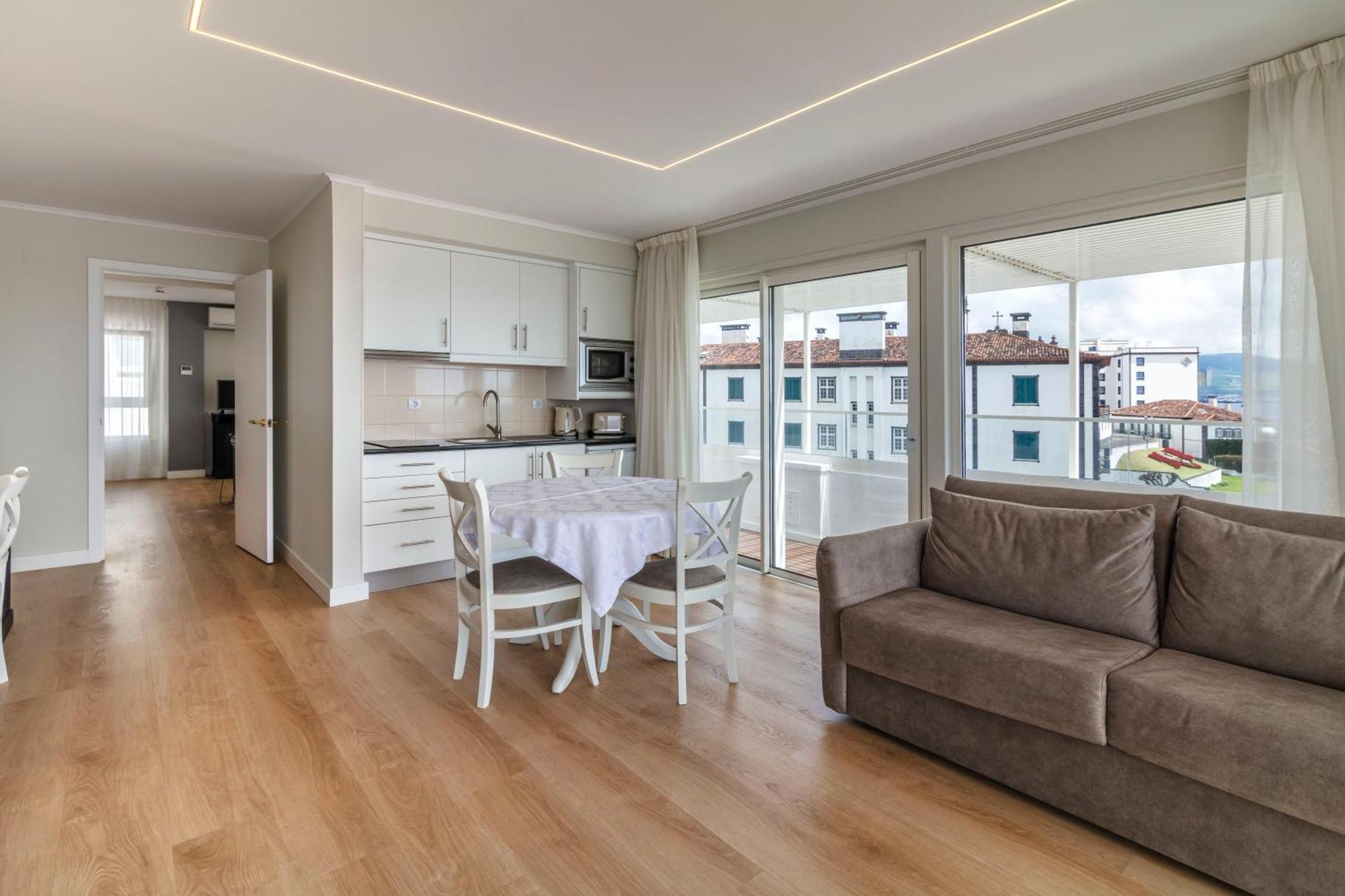 Gaivota Azores Hotel