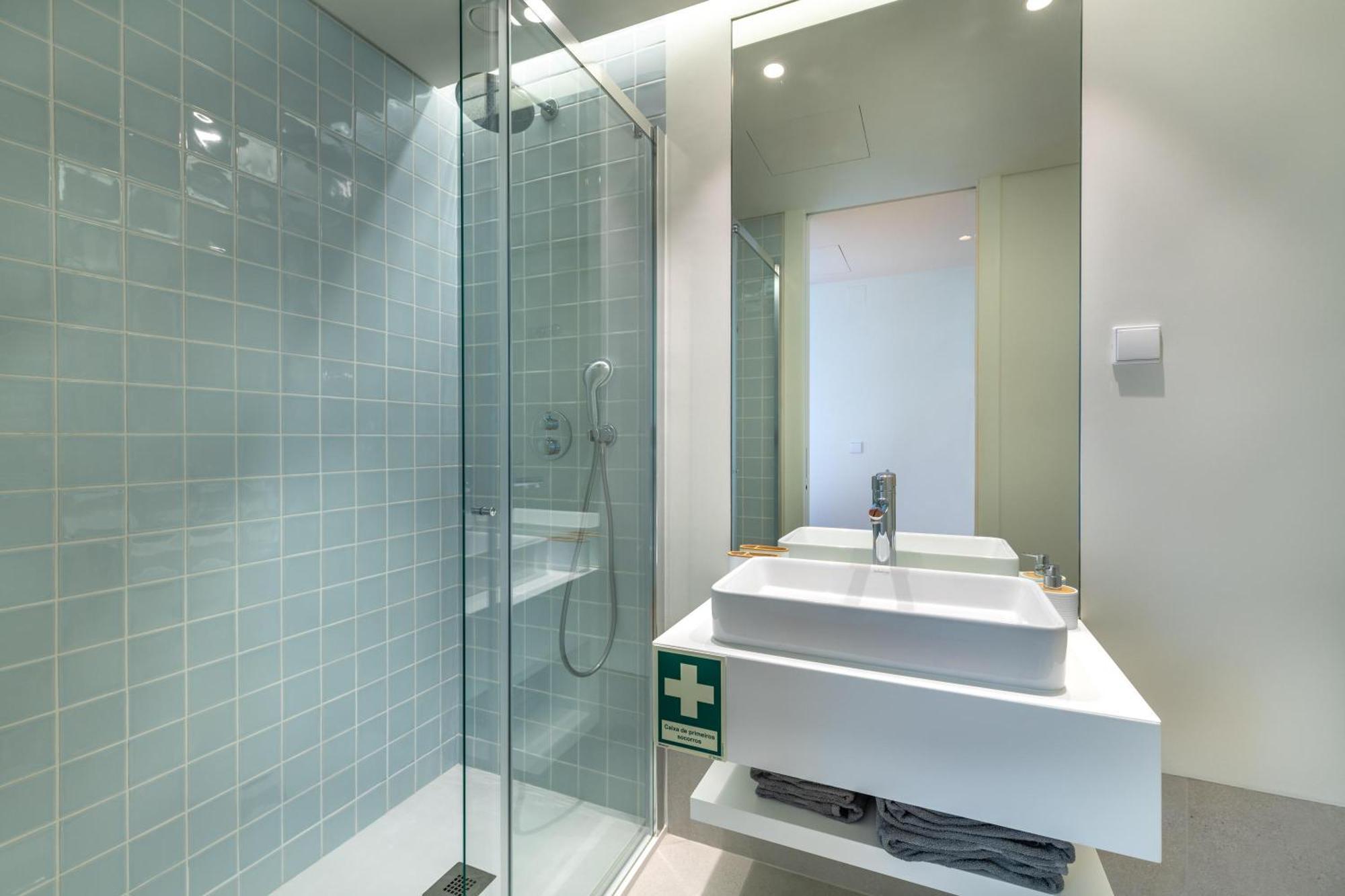 Cond Bayline - T2 - - Pool - Gym - Wifi - Nemo - By Bedzy *