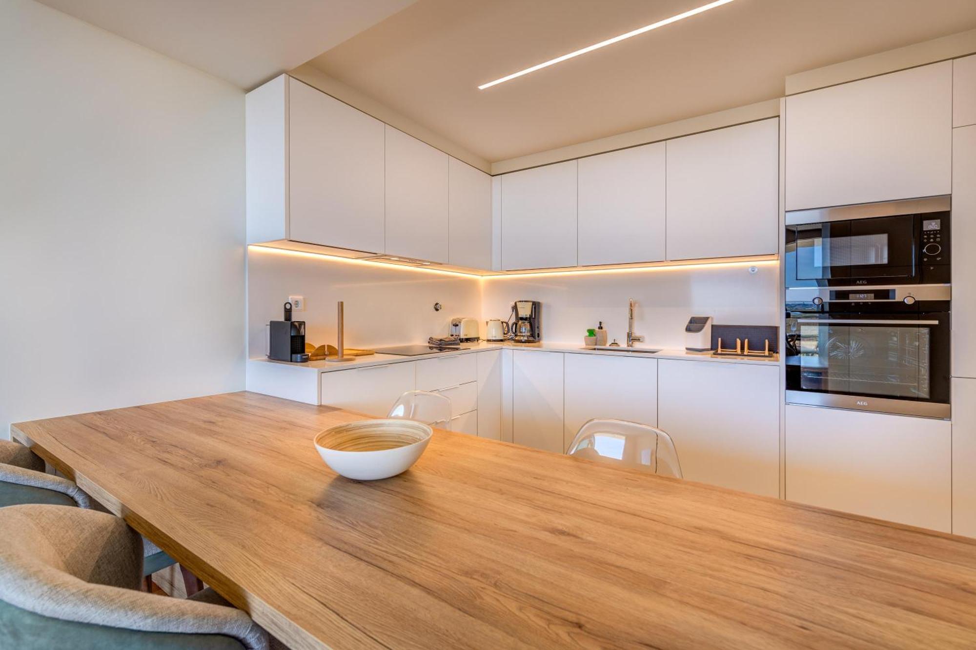 Cond Bayline - T2 - - Pool - Gym - Wifi - Nemo - By Bedzy *