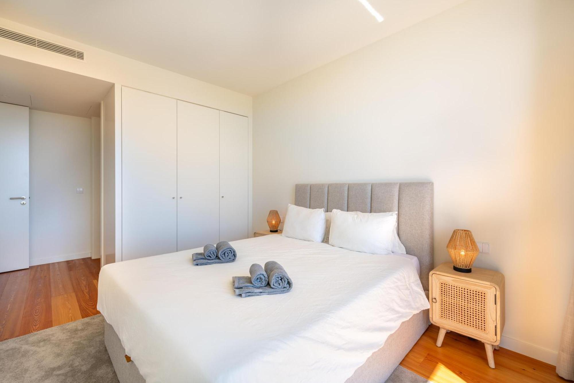 Cond Bayline - T2 - - Pool - Gym - Wifi - Nemo - By Bedzy Armacao de Pera