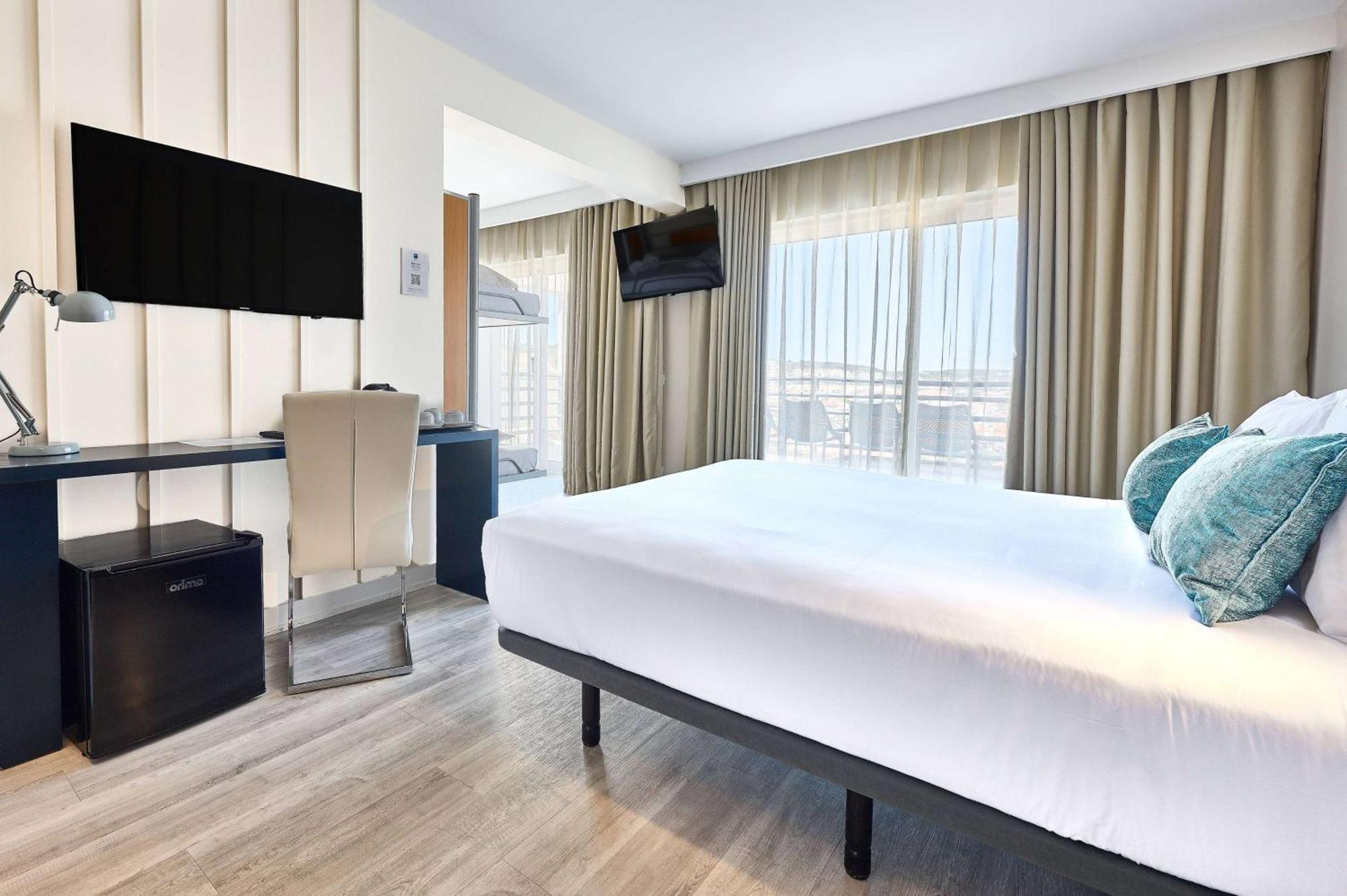 Tryp By Wyndham Lisboa Caparica Mar Hotel