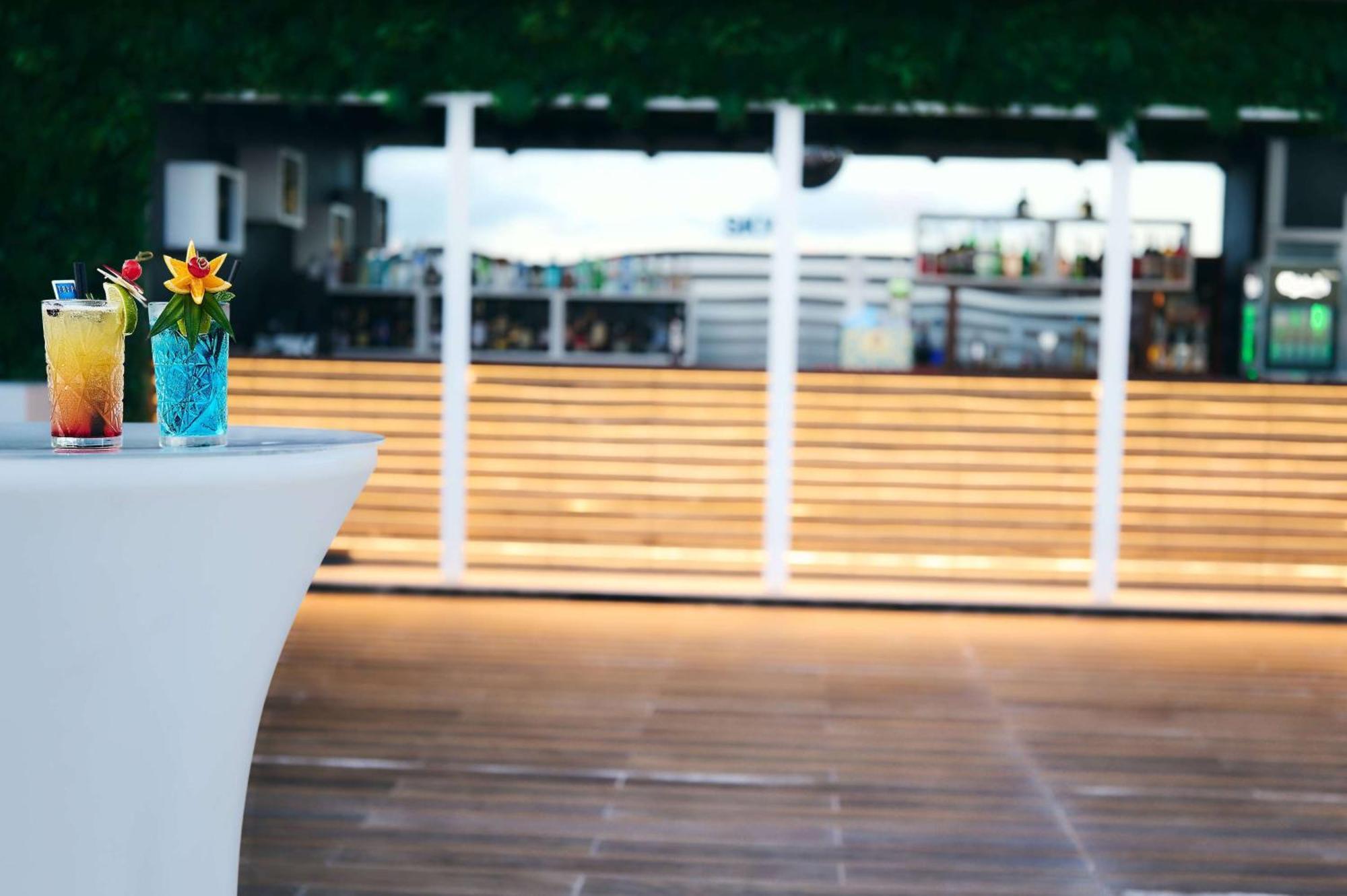 Hotel Tryp By Wyndham Lisboa Caparica Mar 4*